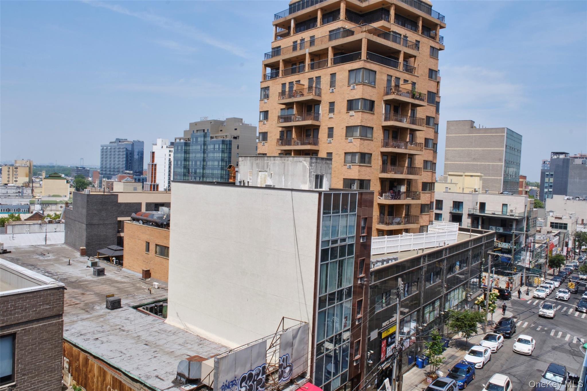 13340 37th Avenue, Flushing, NY 11354