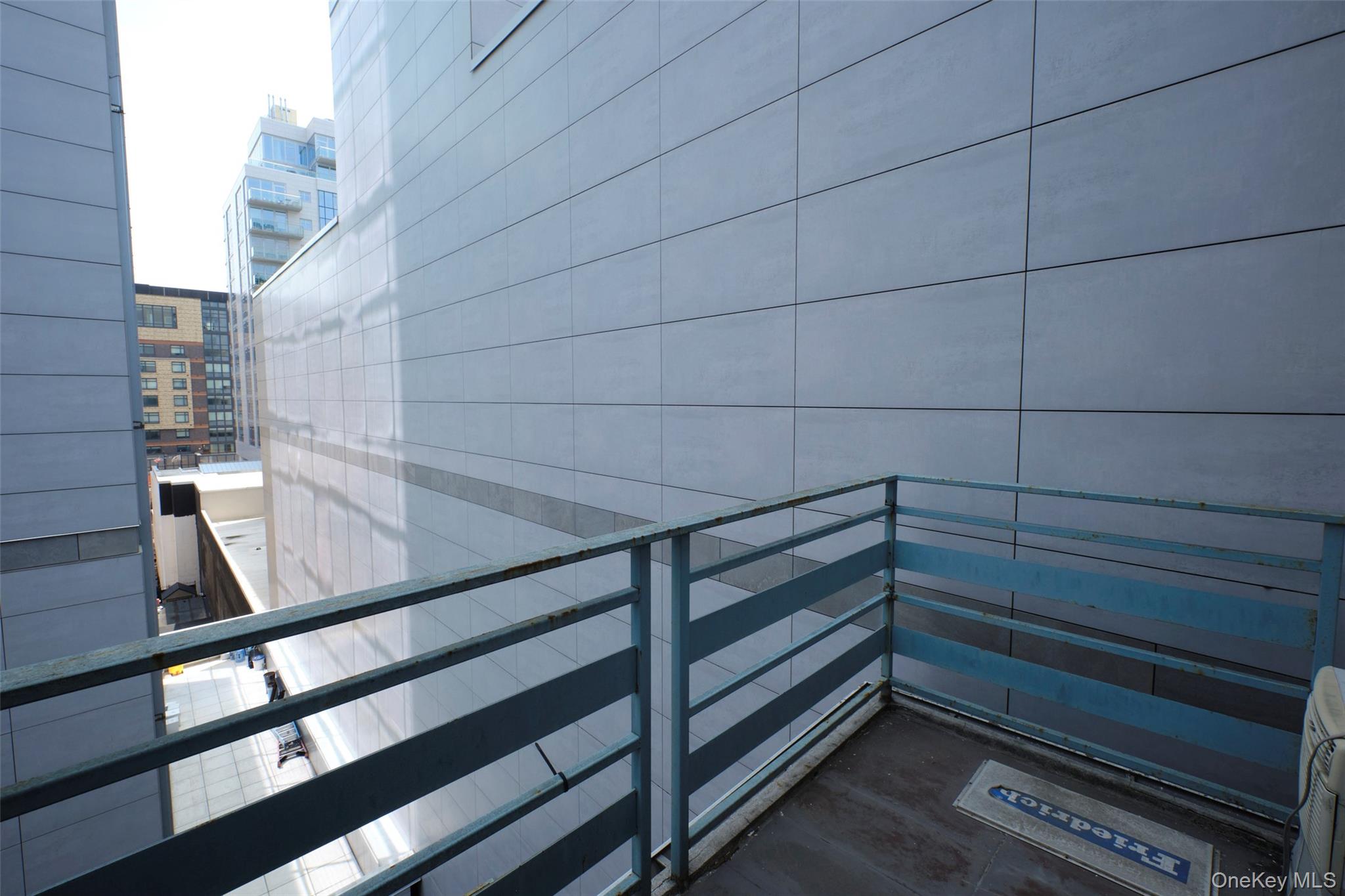 13340 37th Avenue, Flushing, NY 11354