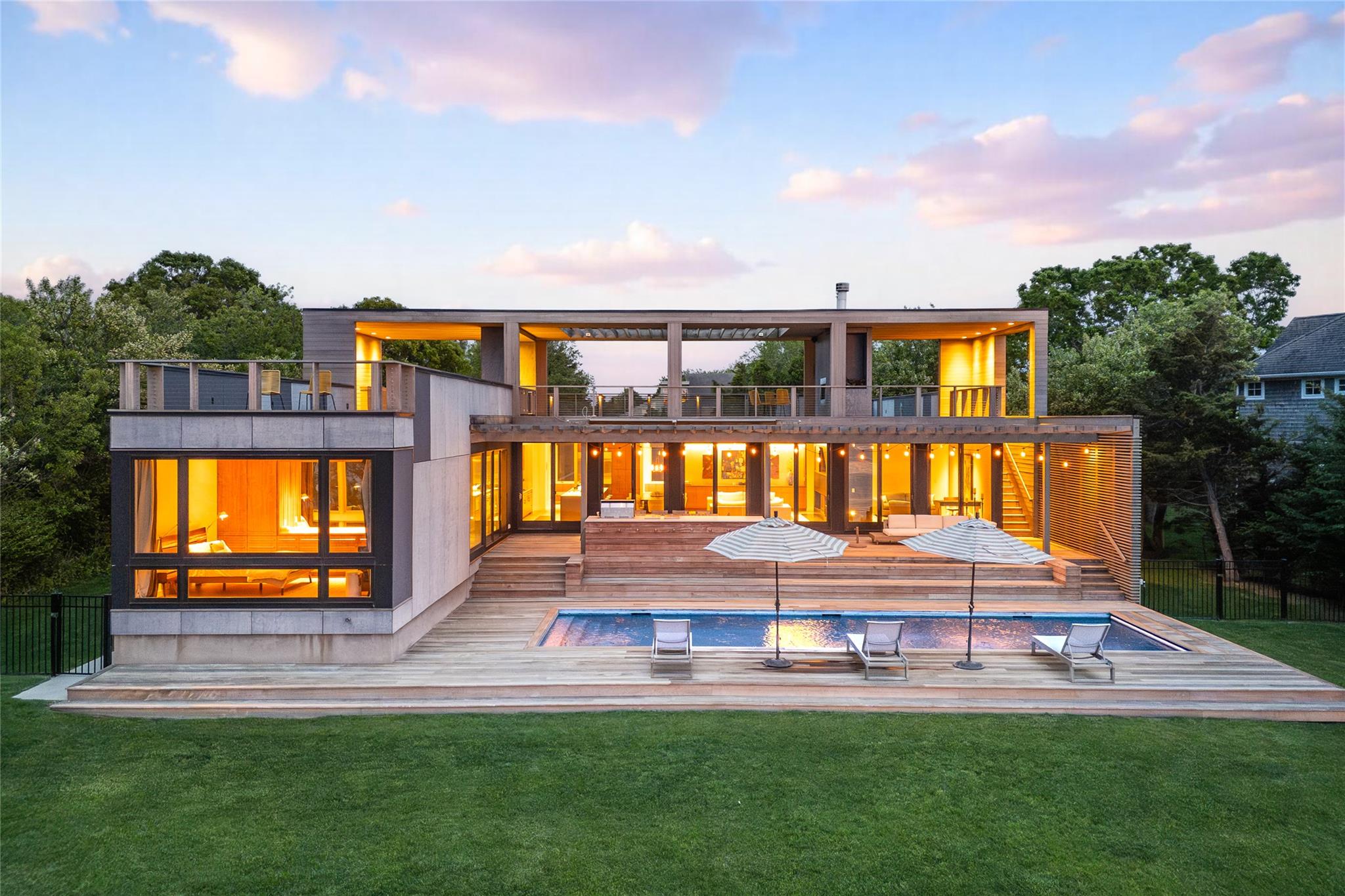 470 Lloyds Lane, Mattituck, NY 11952