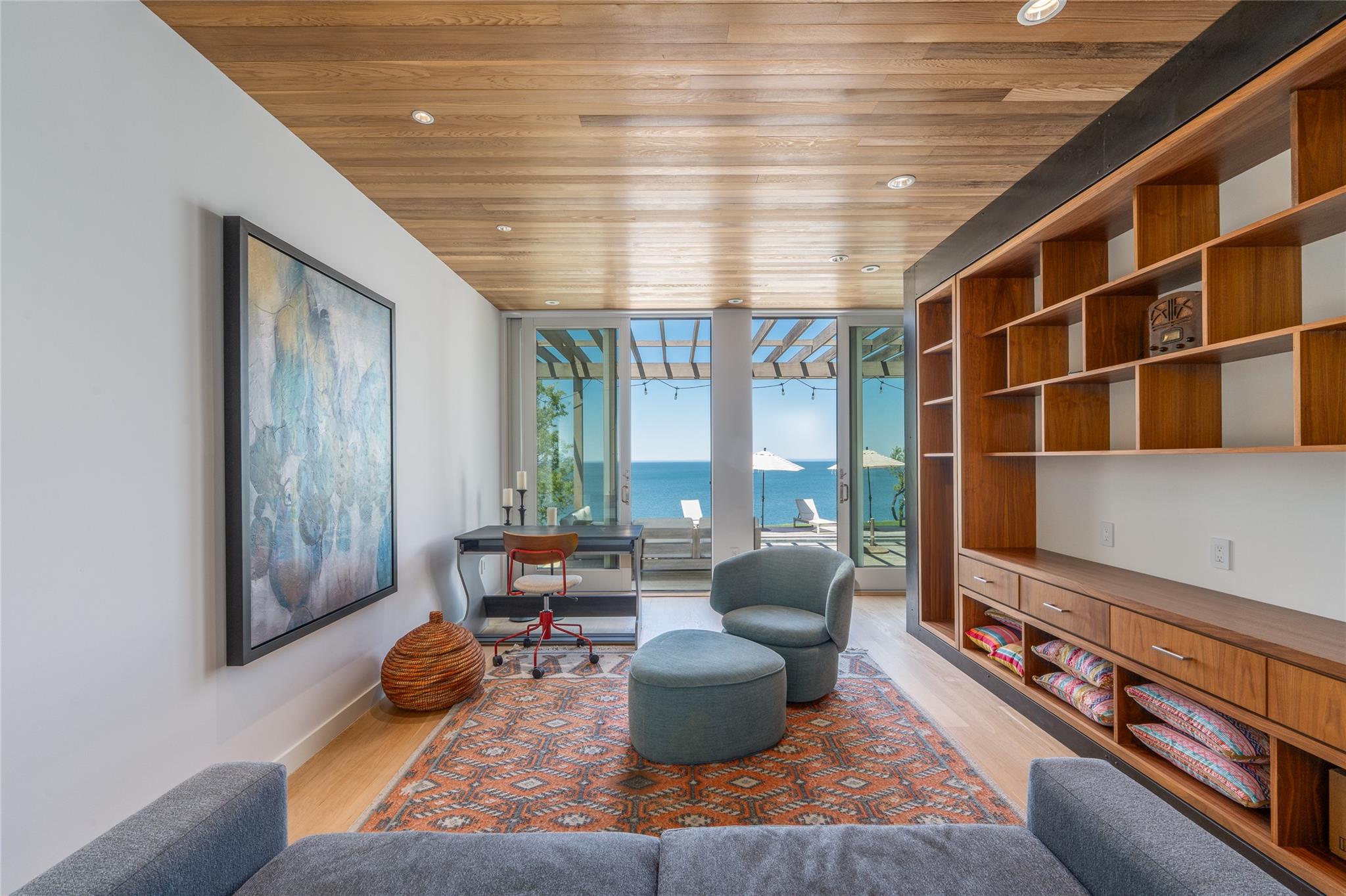 470 Lloyds Lane, Mattituck, NY 11952