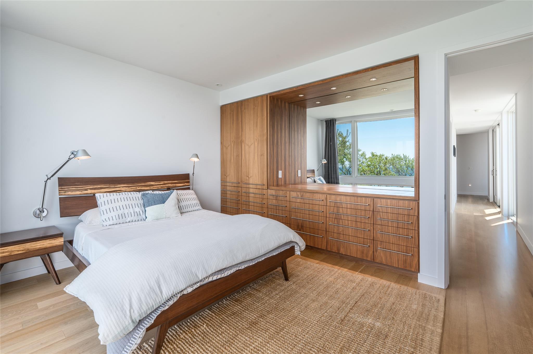 470 Lloyds Lane, Mattituck, NY 11952