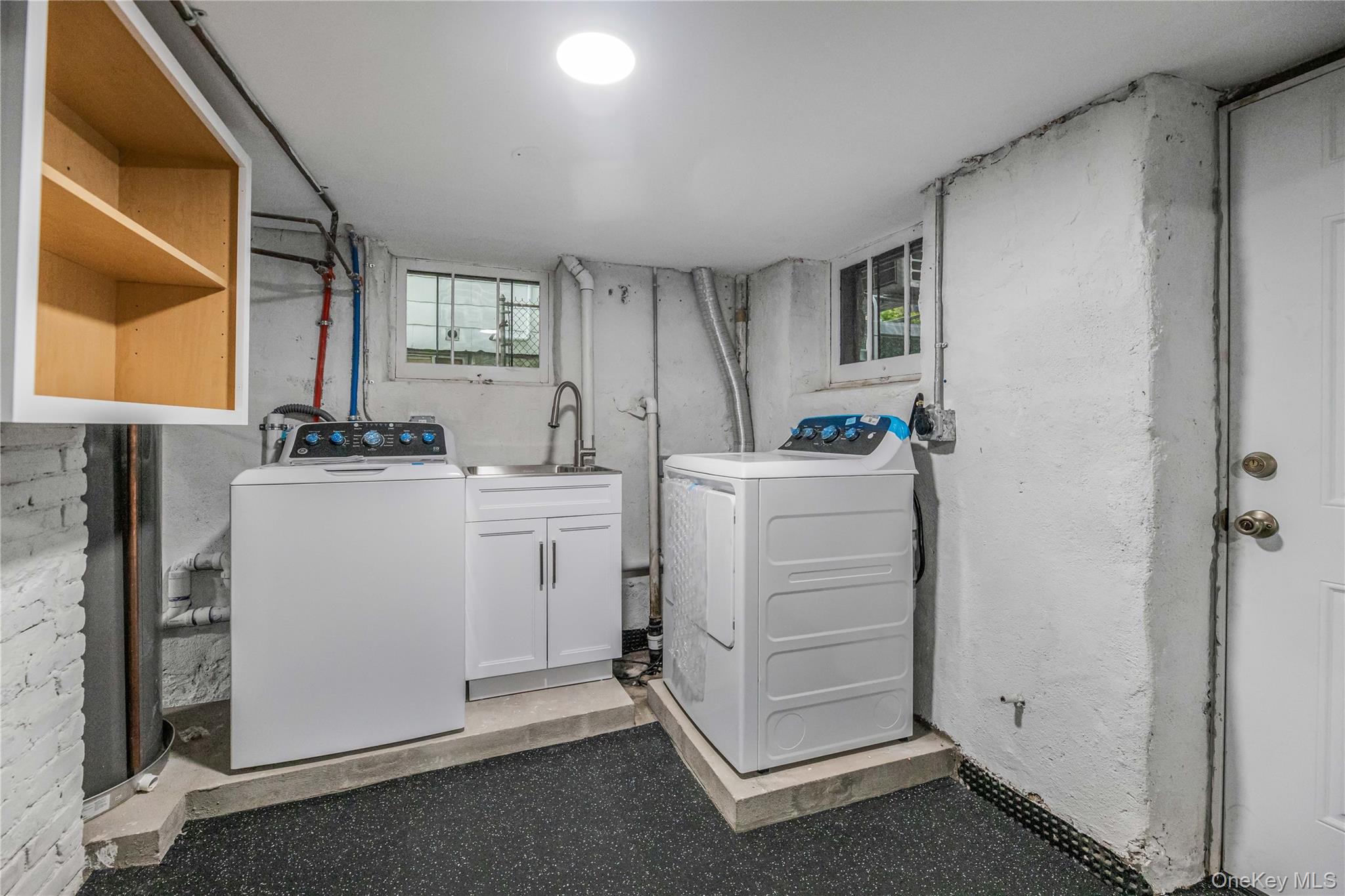 141 Beechwood Avenue, Mount Vernon, NY 10553