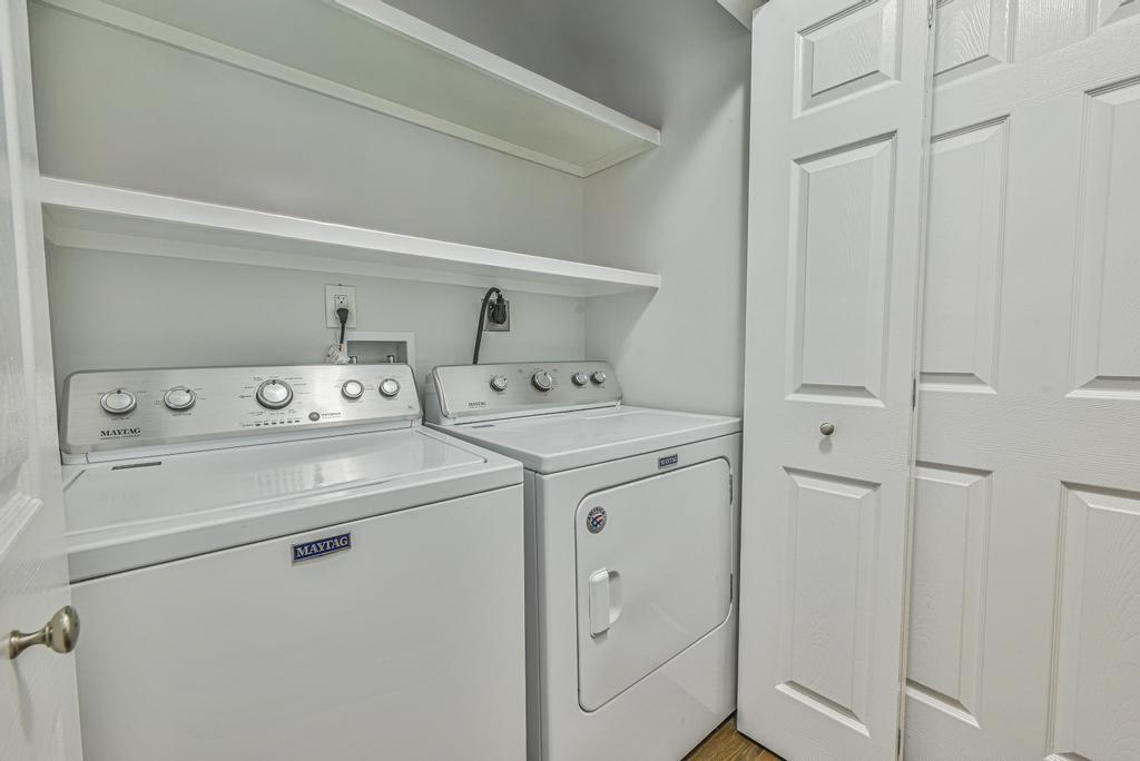 42 Springwood Drive, North Babylon, NY 11703