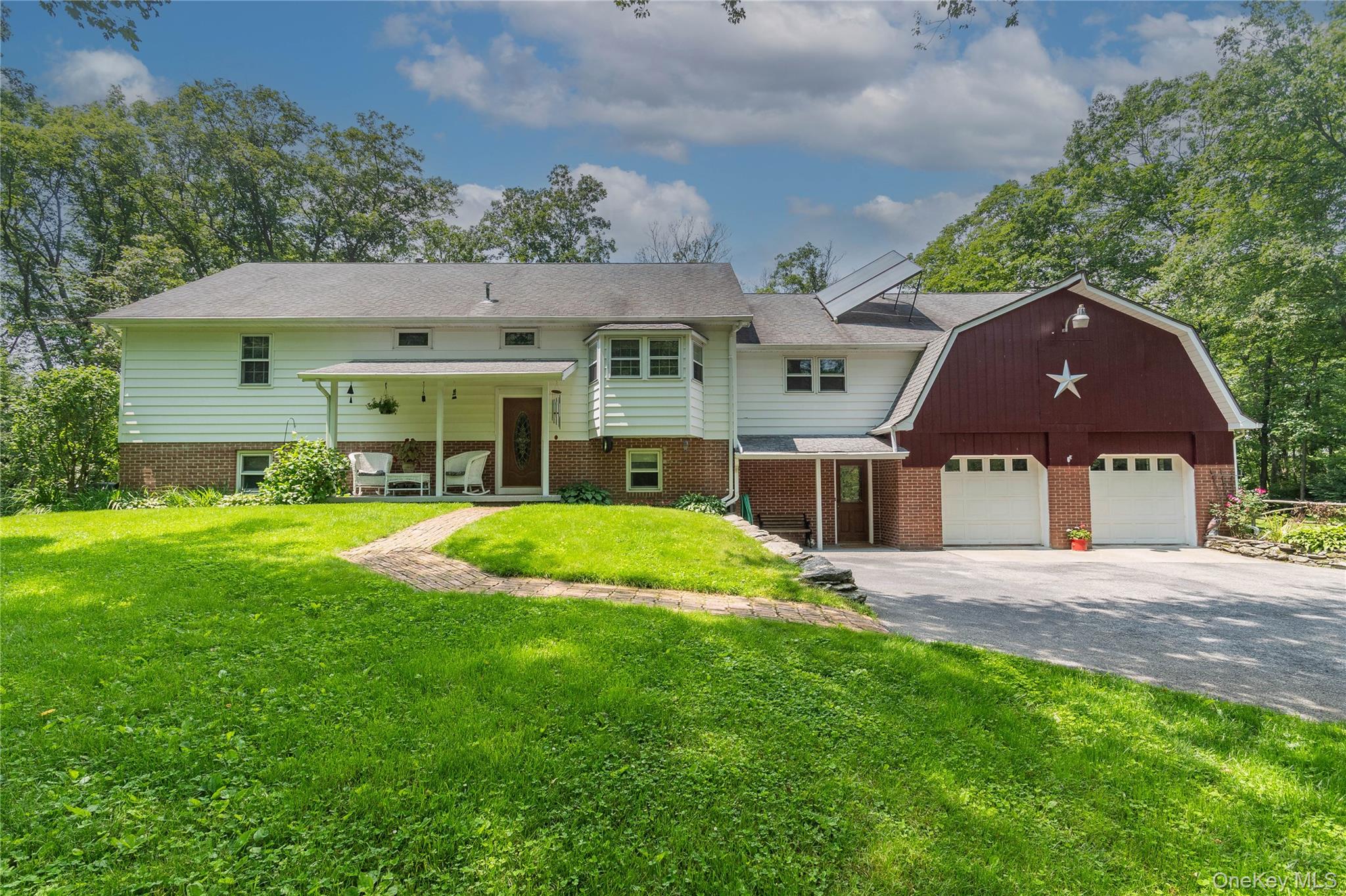 89 Birch Drive, Pleasant Valley, NY 12569