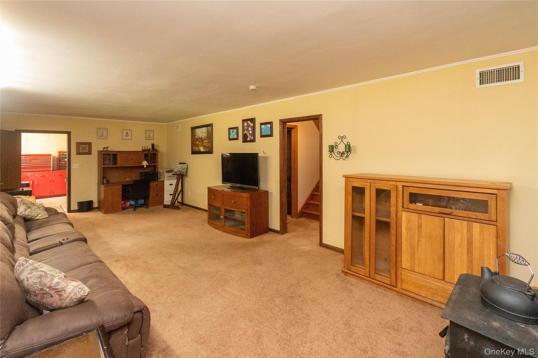 89 Birch Drive, Pleasant Valley, NY 12569