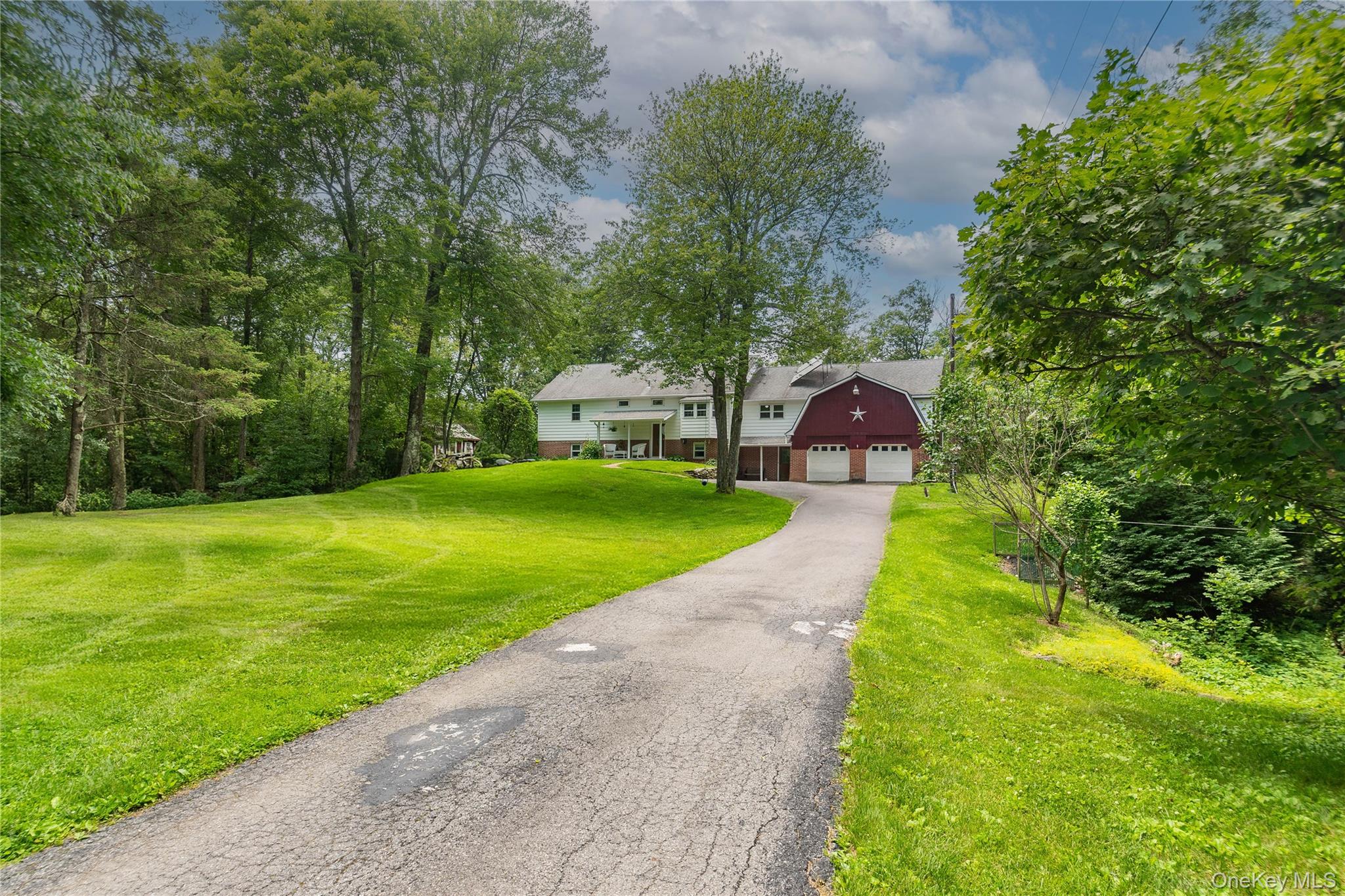 89 Birch Drive, Pleasant Valley, NY 12569