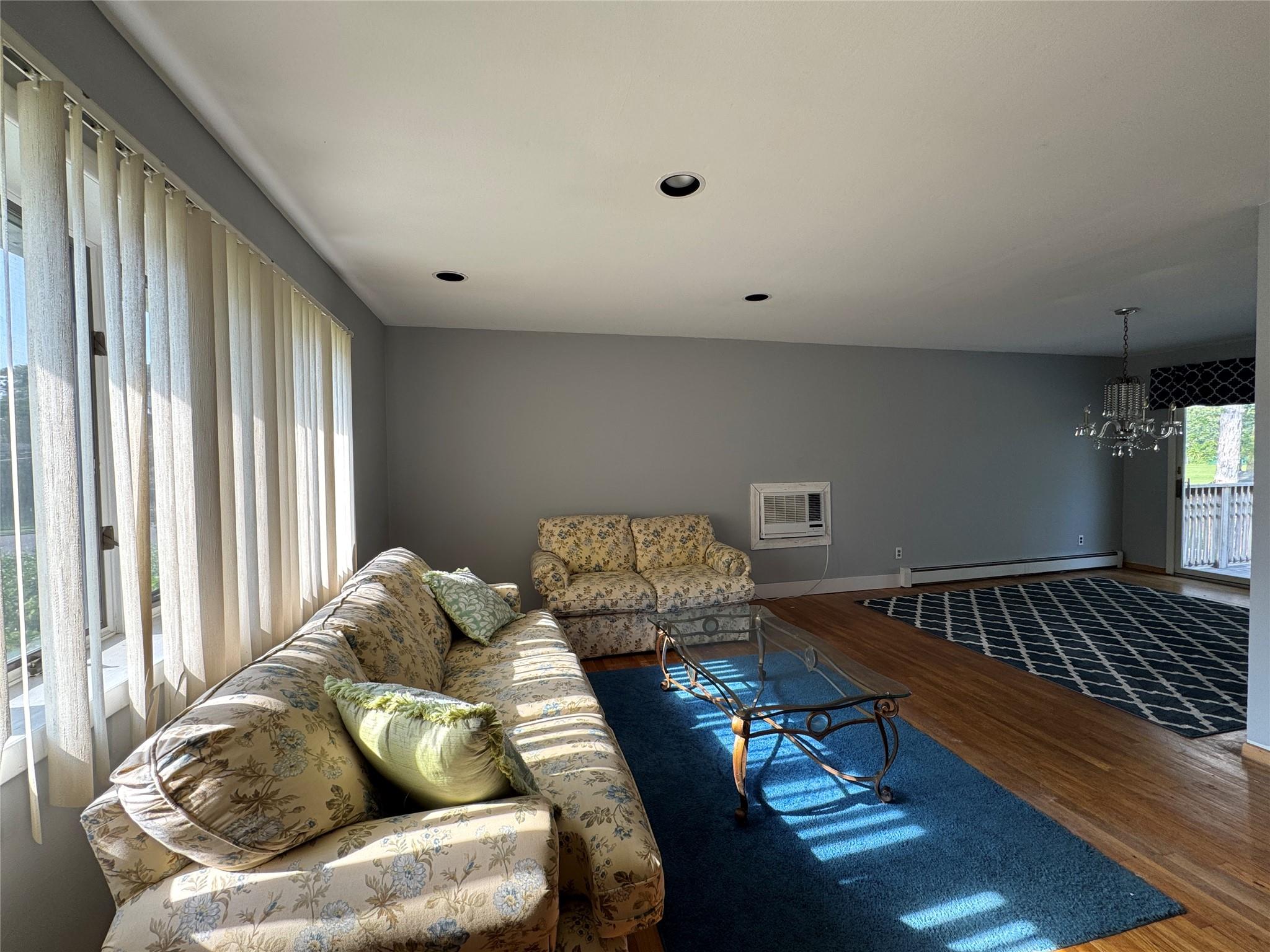 71 Harvest Lane, West Islip, NY 11795