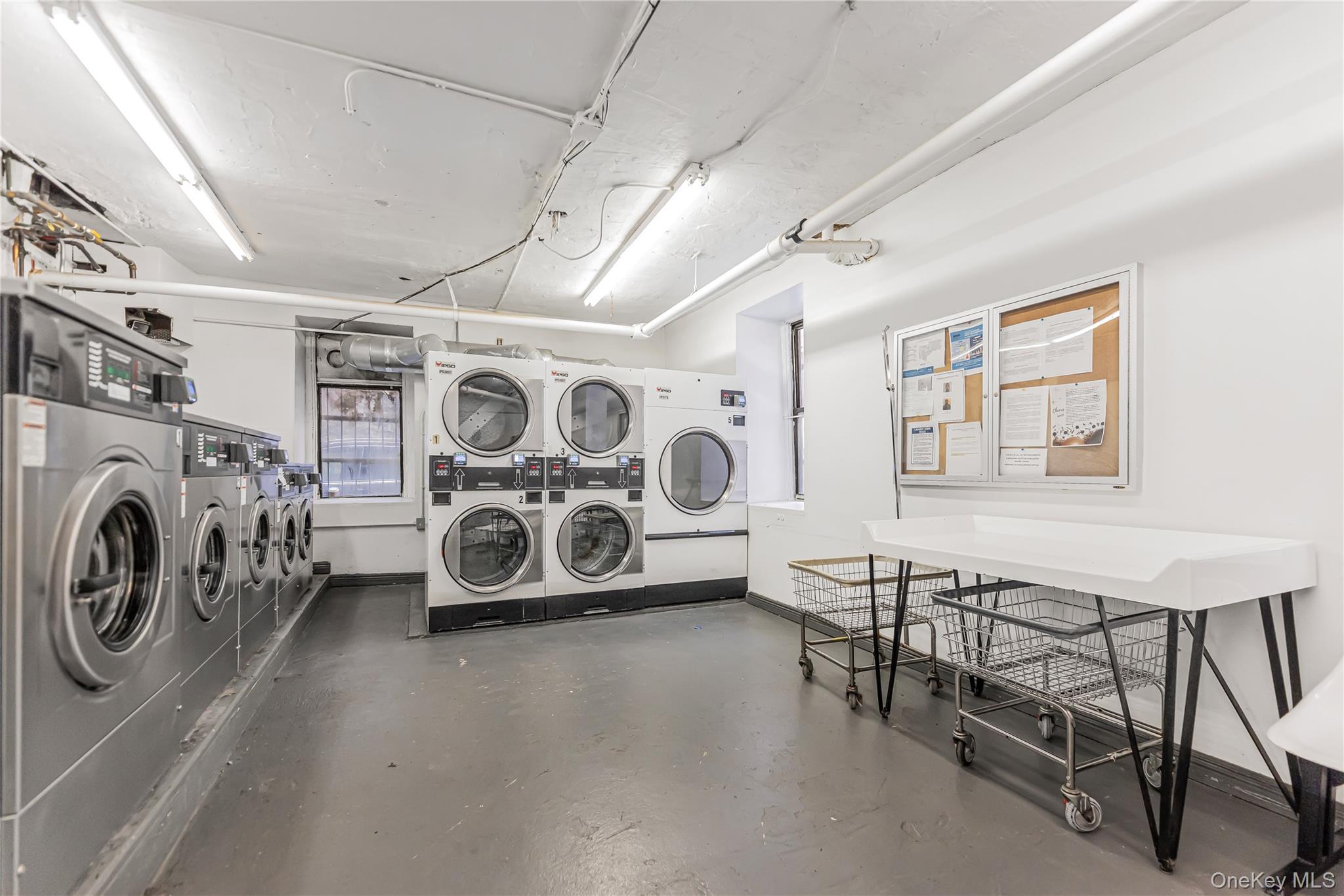 2187 Holland Avenue # 2J, Bronx, NY 10462