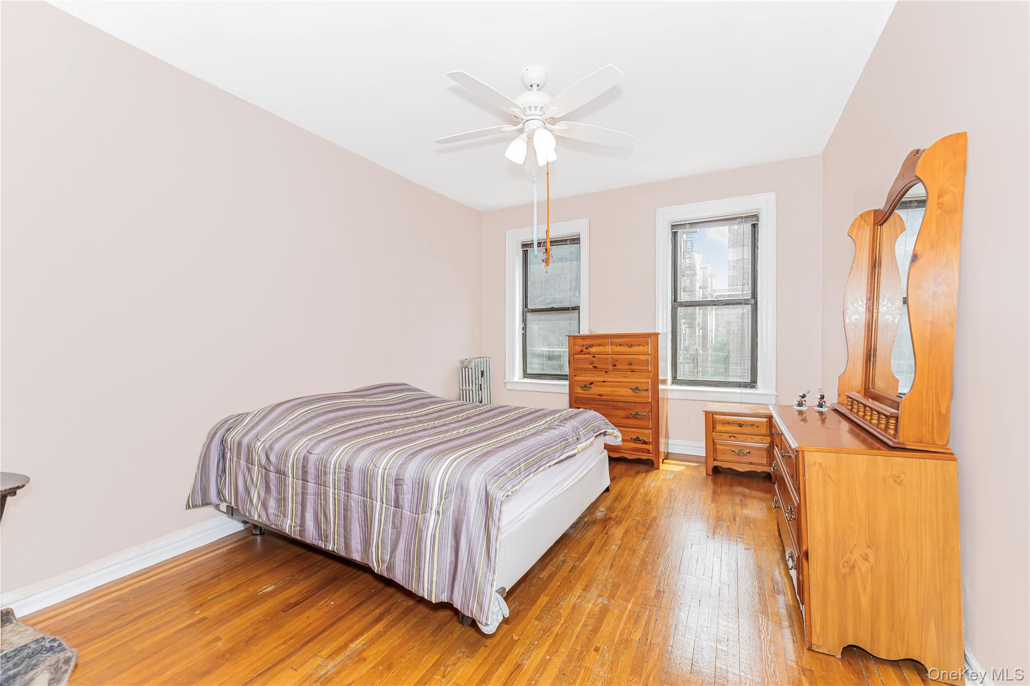 2187 Holland Avenue # 2J, Bronx, NY 10462