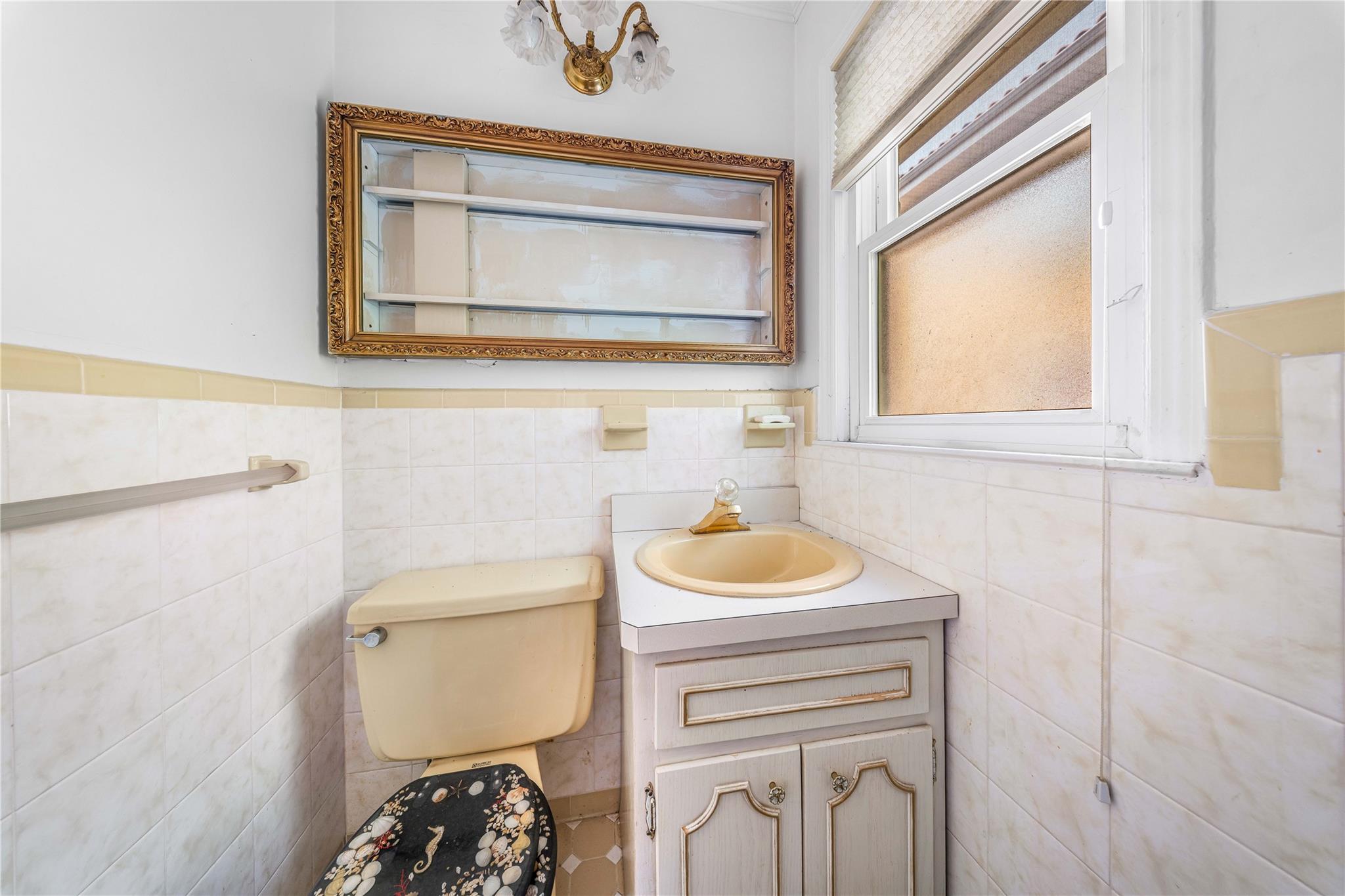 141-37 11 Avenue, Whitestone, NY 11357