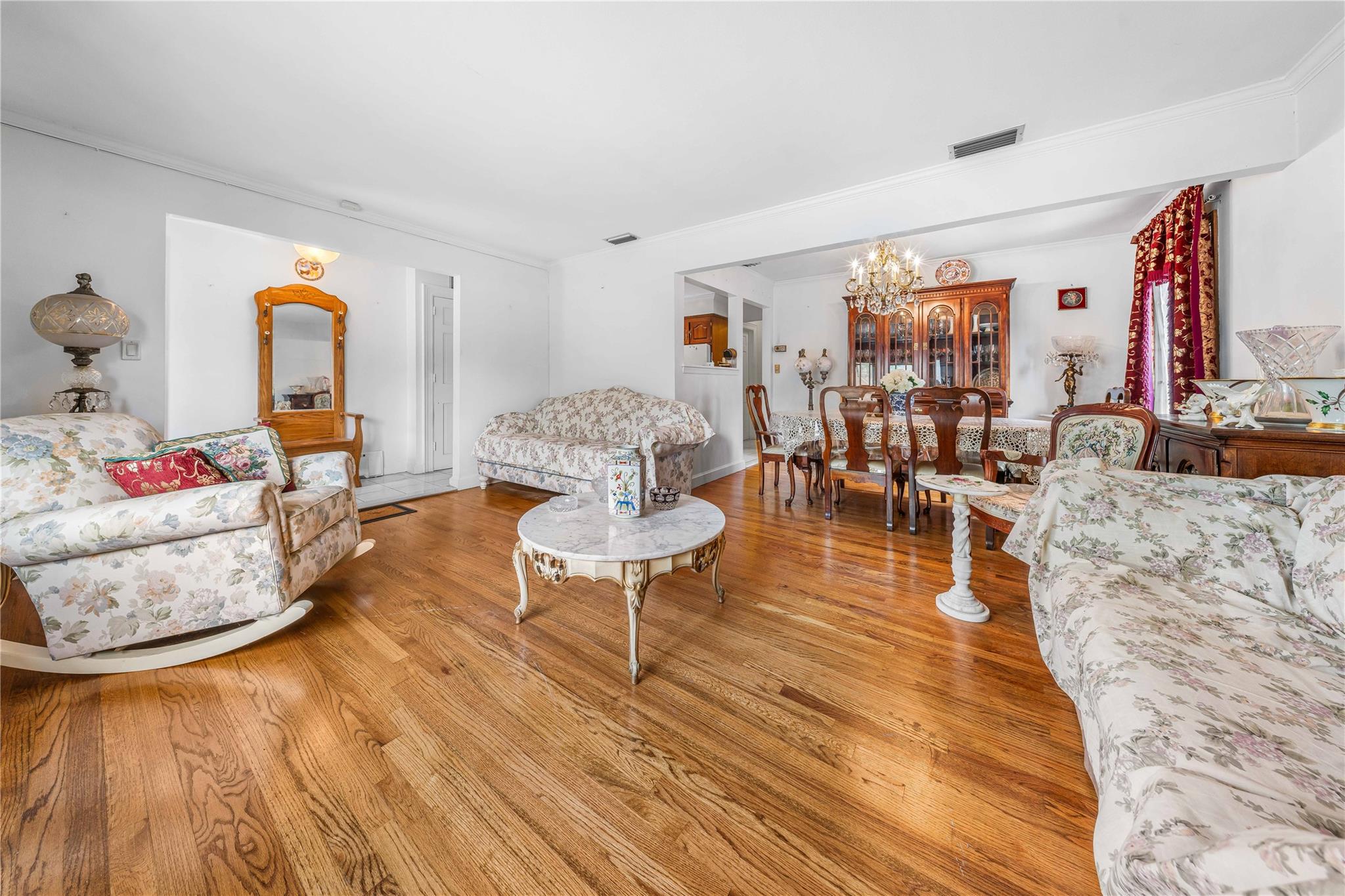 141-37 11 Avenue, Whitestone, NY 11357