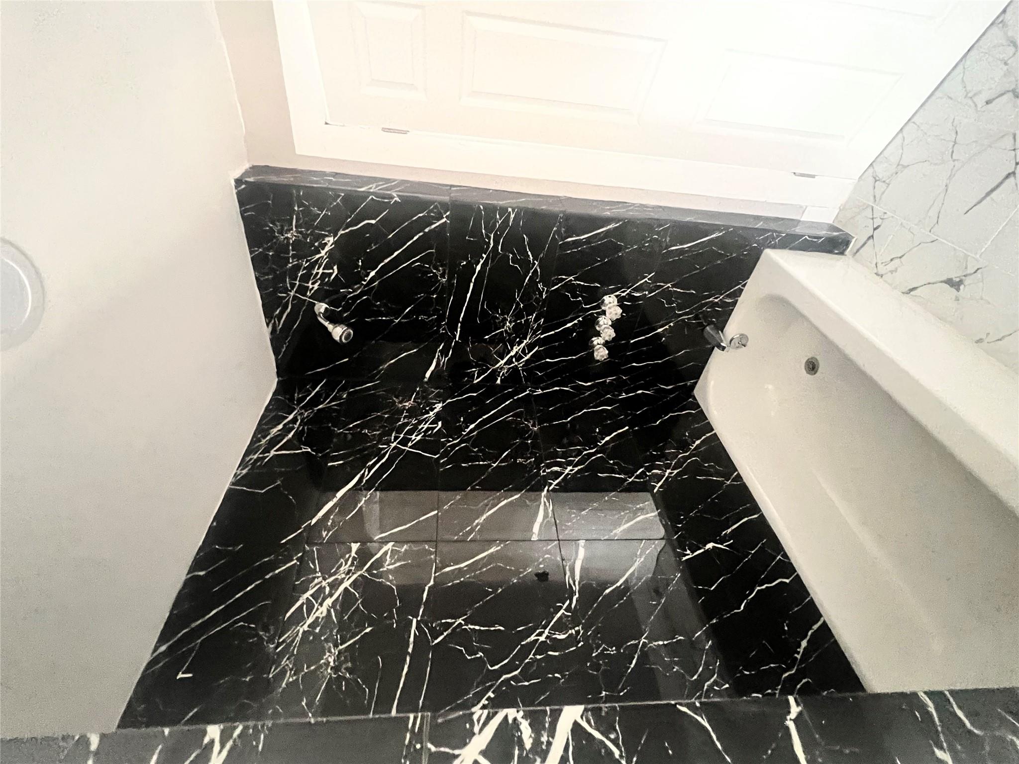 27 Hooker Avenue, Poughkeepsie, NY 12601