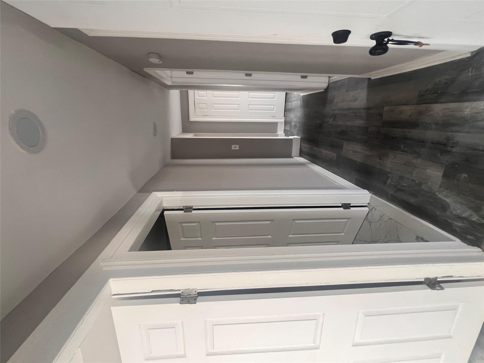 27 Hooker Avenue, Poughkeepsie, NY 12601