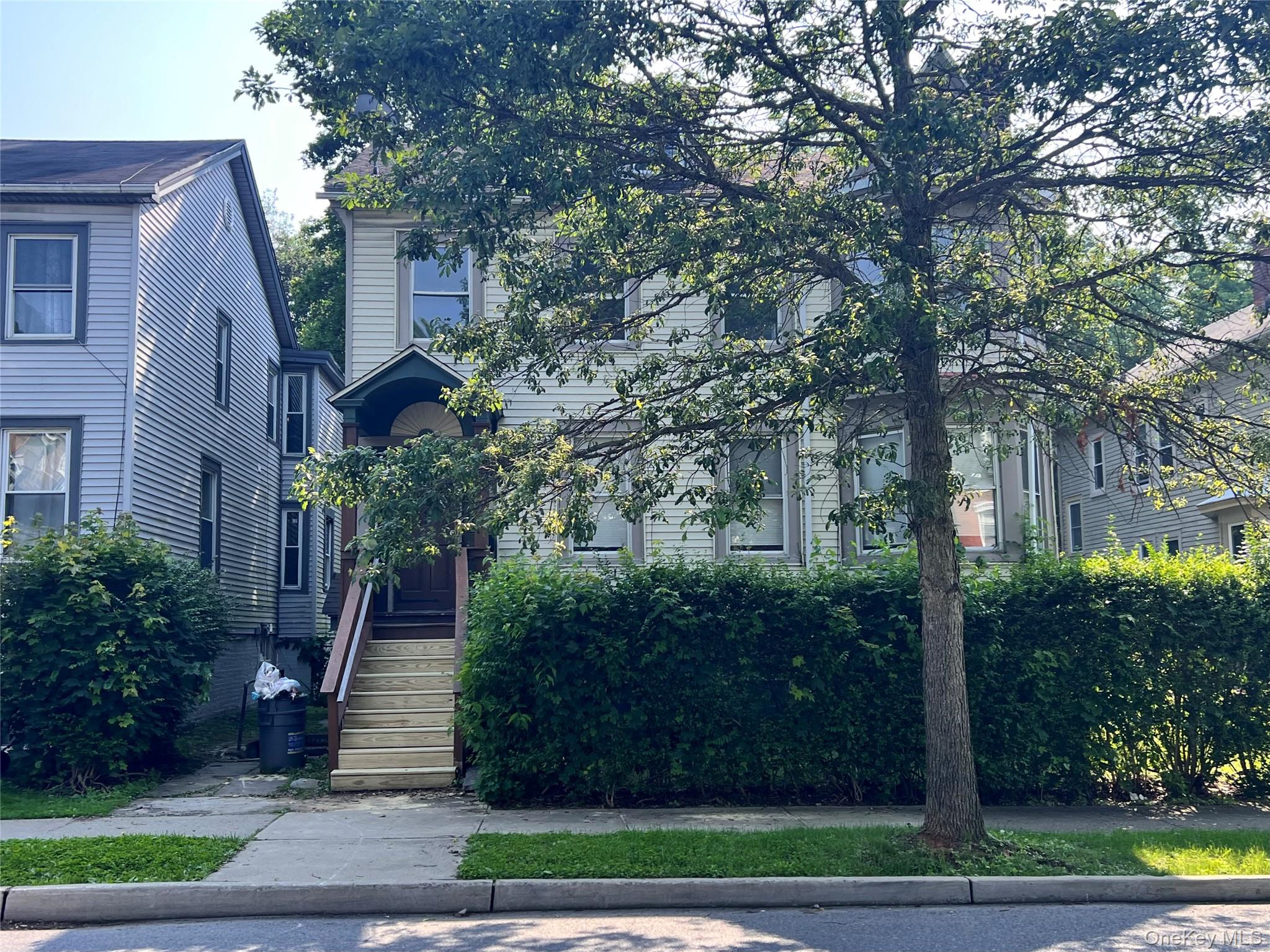 27 Hooker Avenue, Poughkeepsie, NY 12601