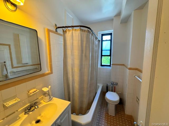 30 Clinton Place # 6E, New Rochelle, NY 10801