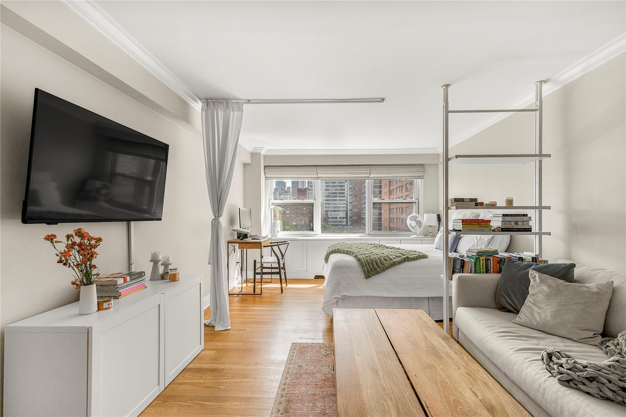 210 E 63rd Street # 10E, New York (Manhattan), NY 10065