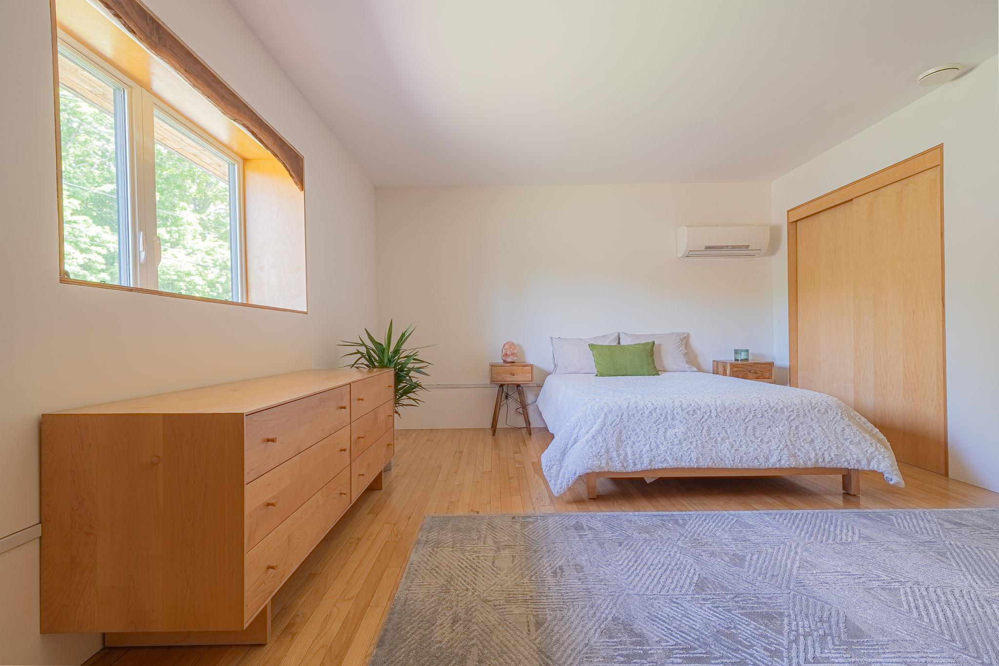 10 Harry Wells Road, Saugerties, NY 12477