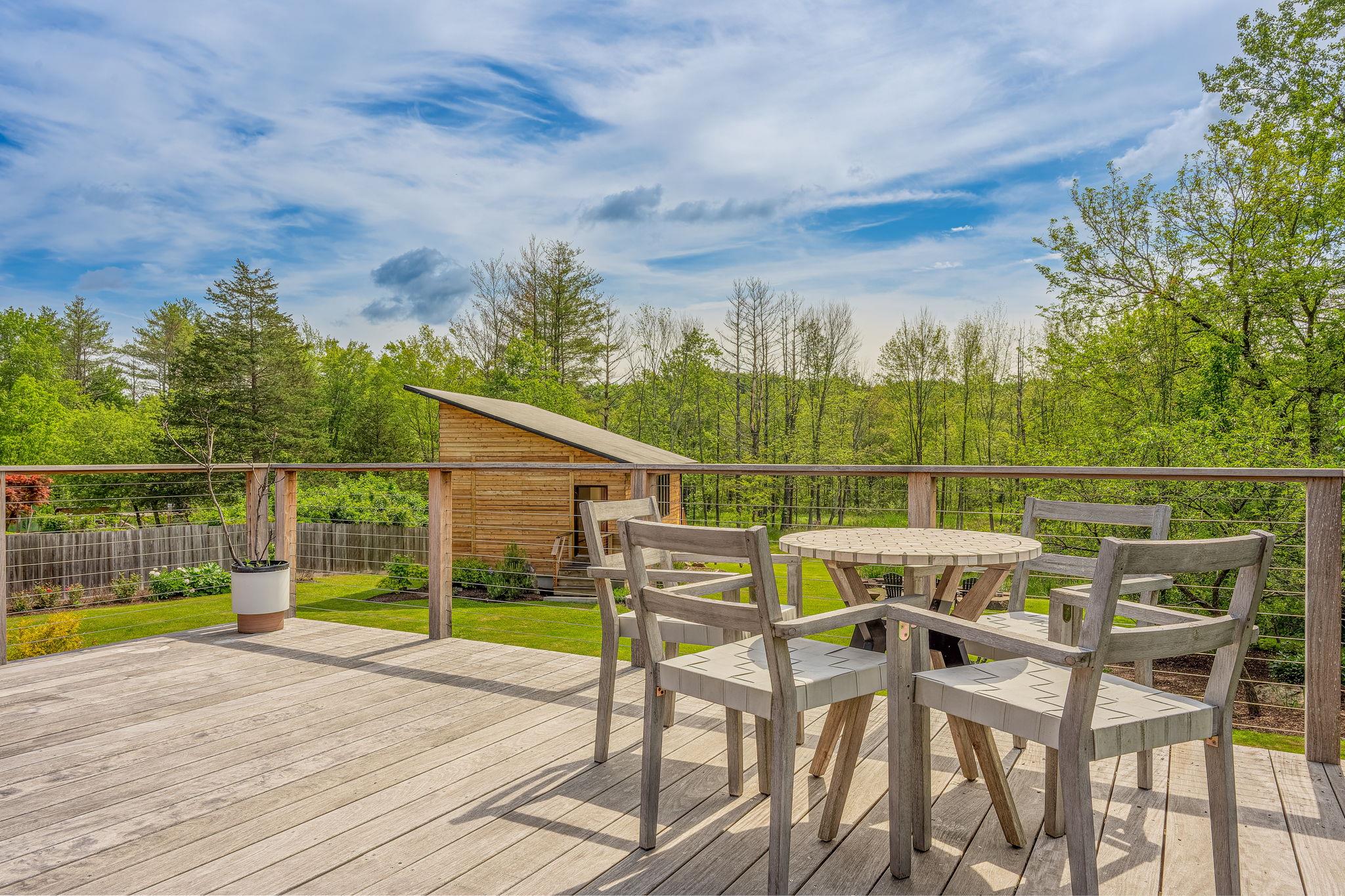 10 Harry Wells Road, Saugerties, NY 12477