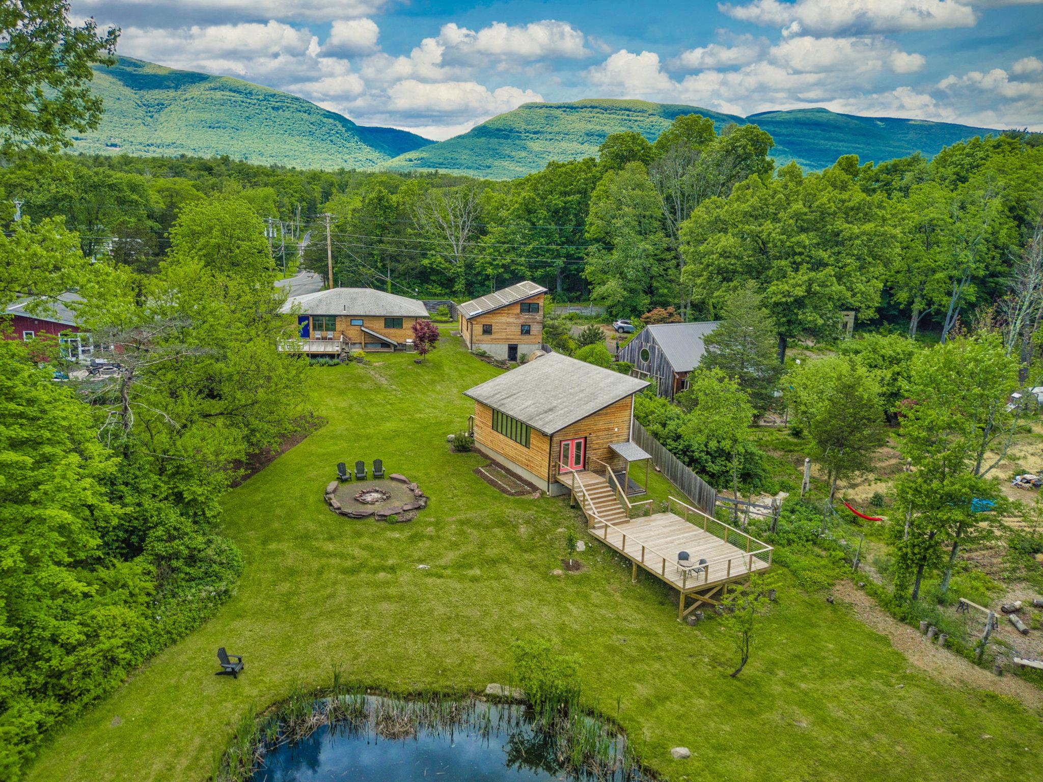 10 Harry Wells Road, Saugerties, NY 12477