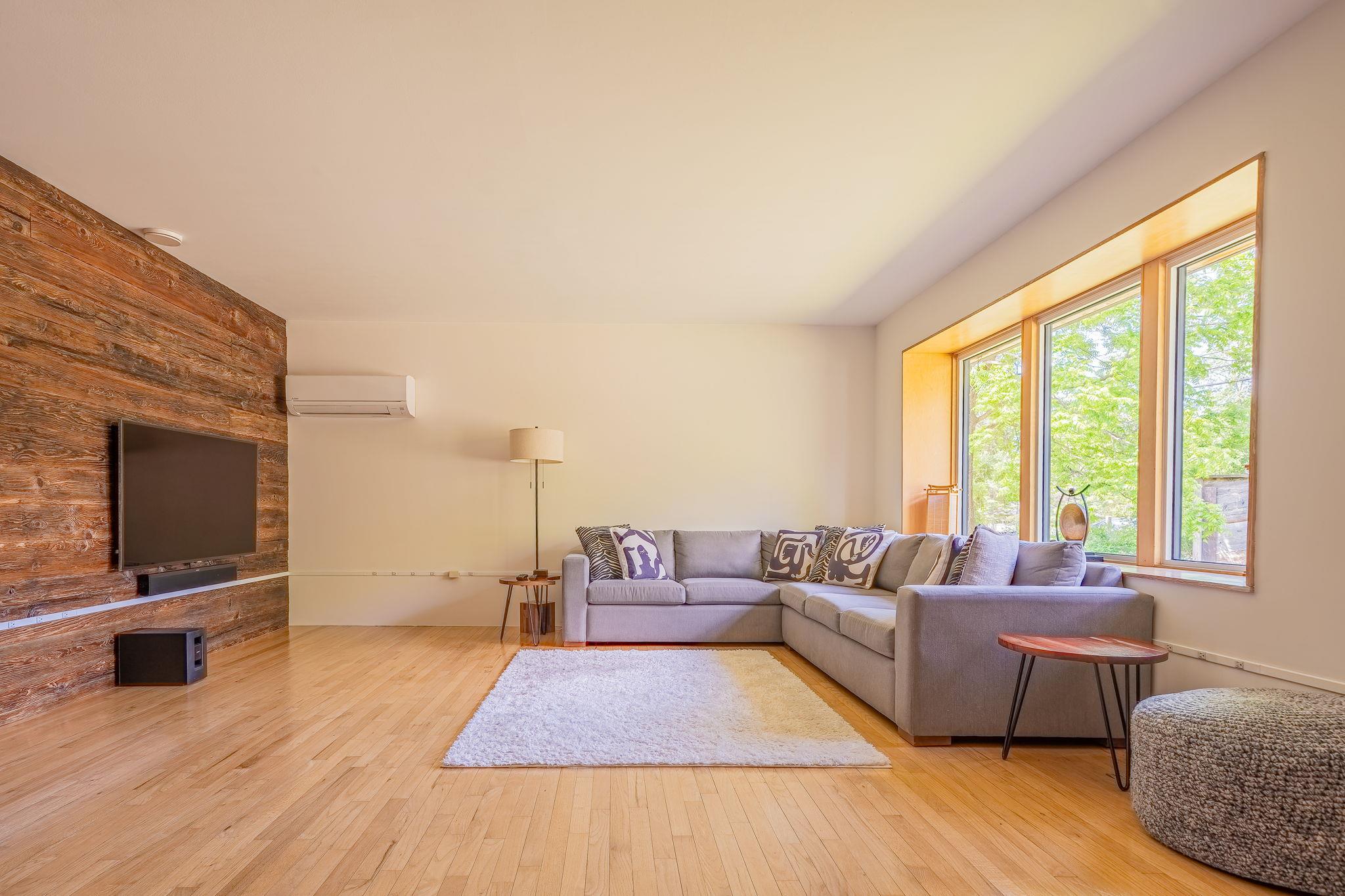 10 Harry Wells Road, Saugerties, NY 12477