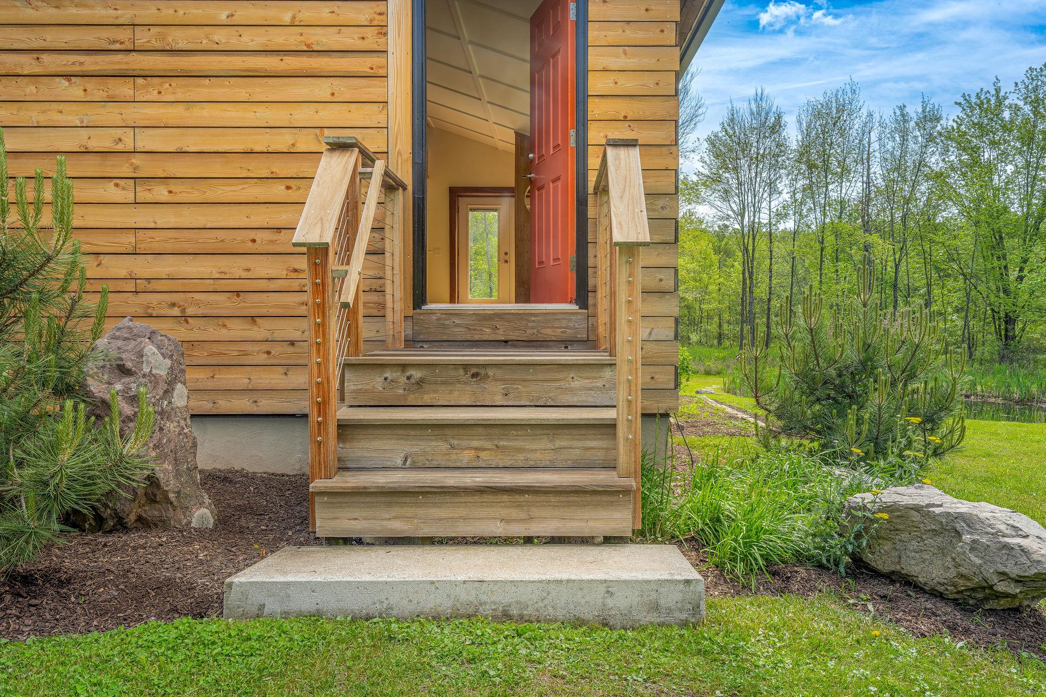 10 Harry Wells Road, Saugerties, NY 12477