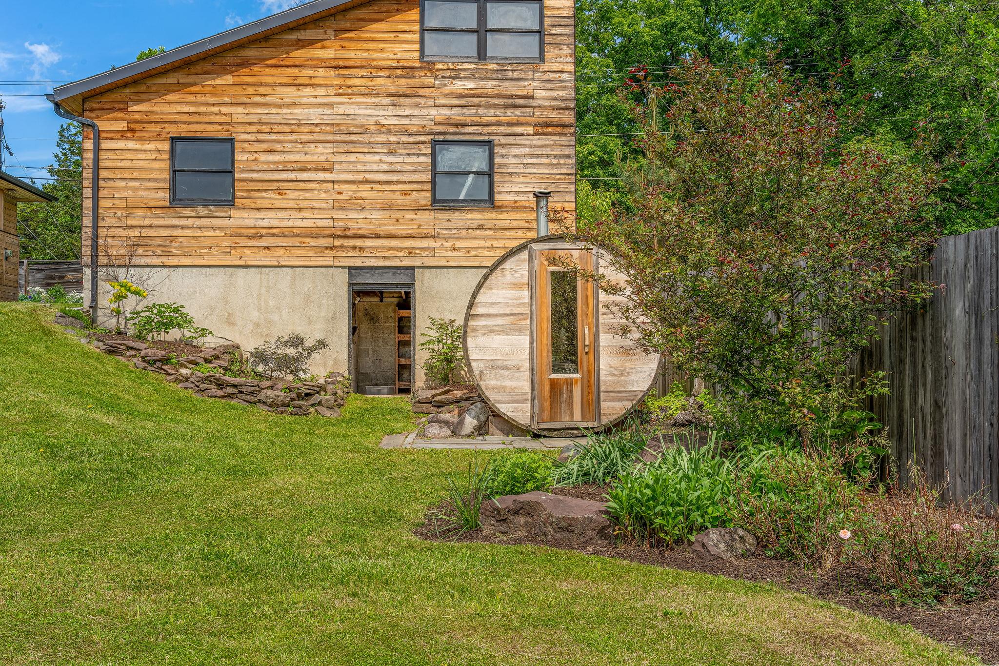 10 Harry Wells Road, Saugerties, NY 12477