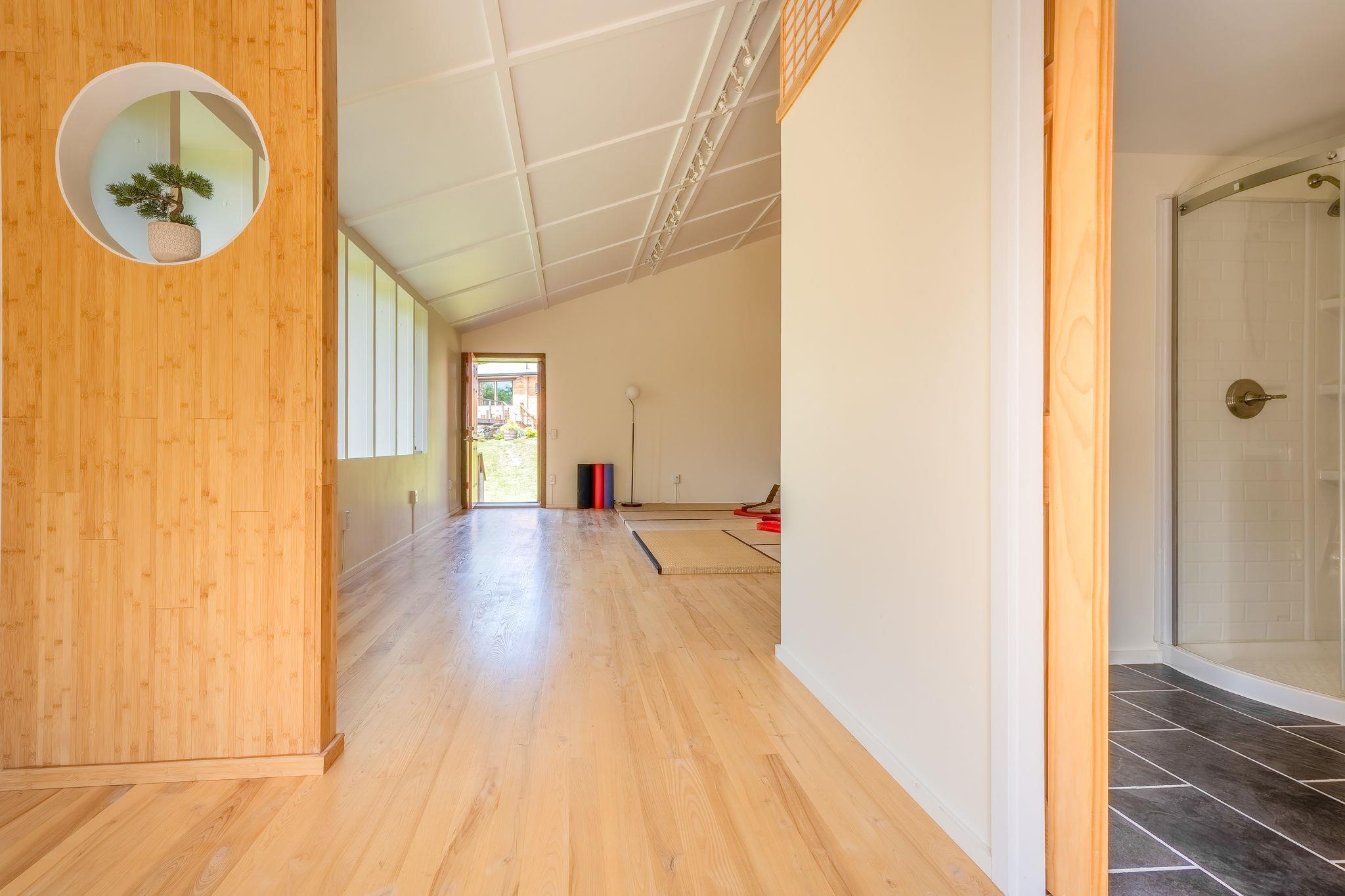 10 Harry Wells Road, Saugerties, NY 12477