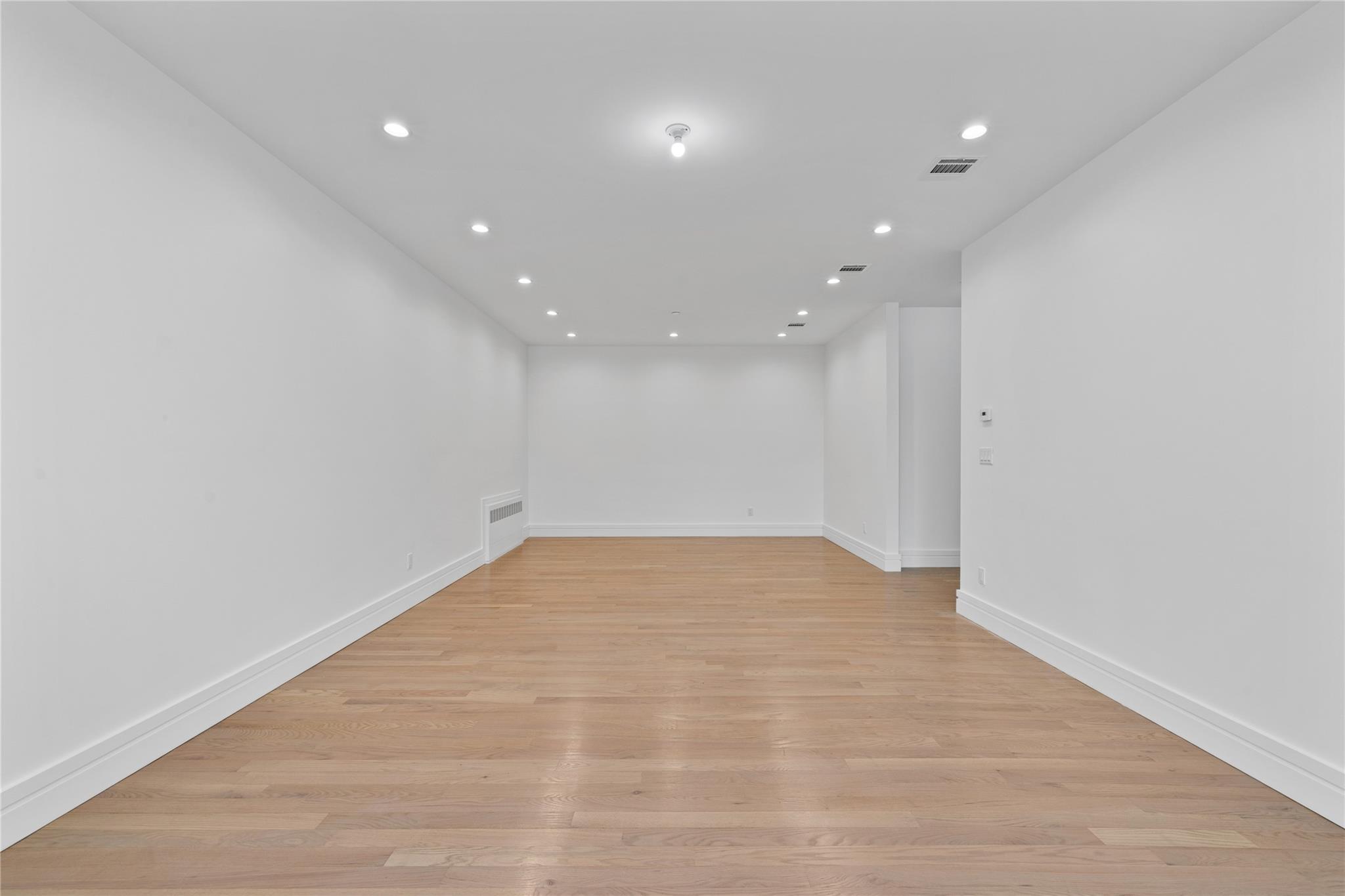 244 Blauvelt Road # 213, Monsey, NY 10952