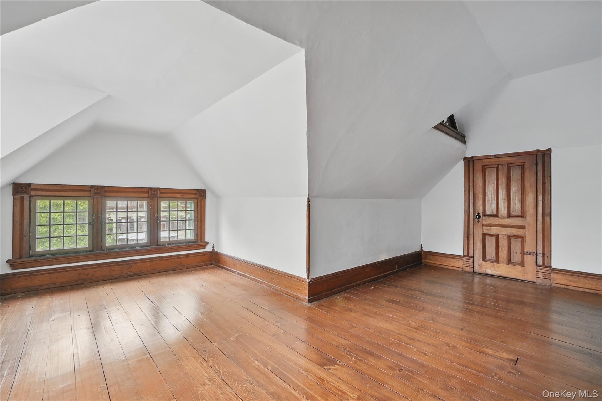 25 Garfield Place, Poughkeepsie, NY 12601