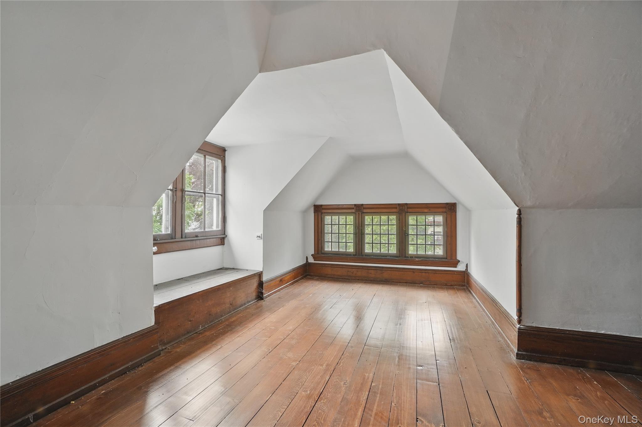 25 Garfield Place, Poughkeepsie, NY 12601