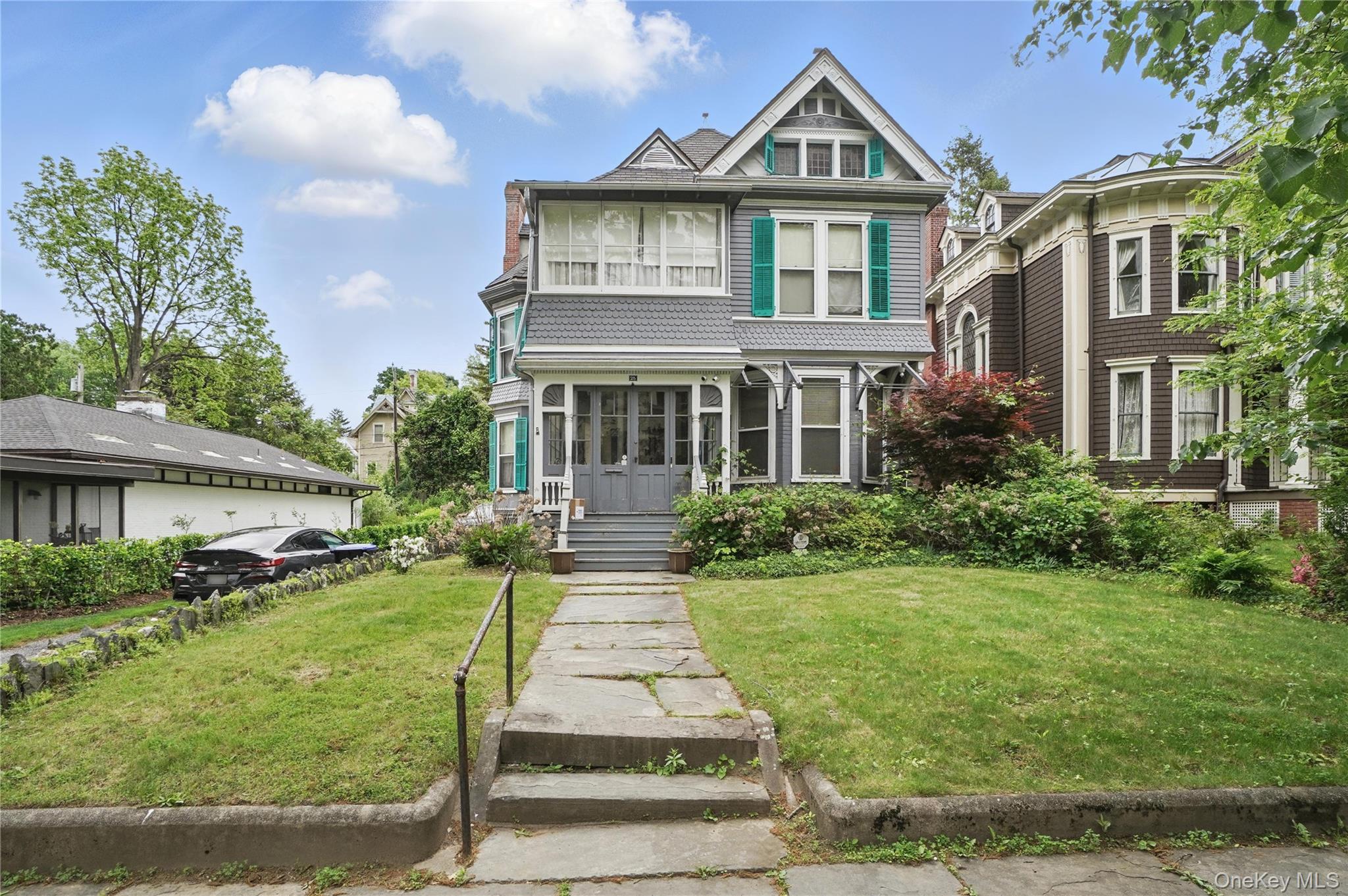 25 Garfield Place, Poughkeepsie, NY 12601