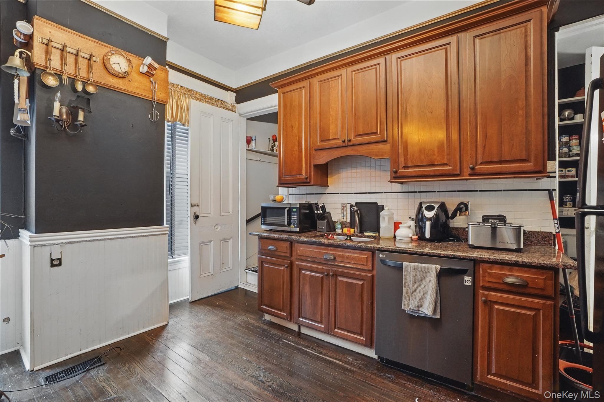 25 Garfield Place, Poughkeepsie, NY 12601