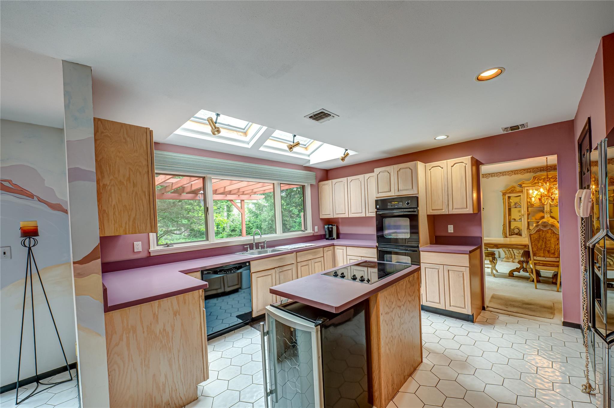 4 Candlelight Court, Smithtown, NY 11787