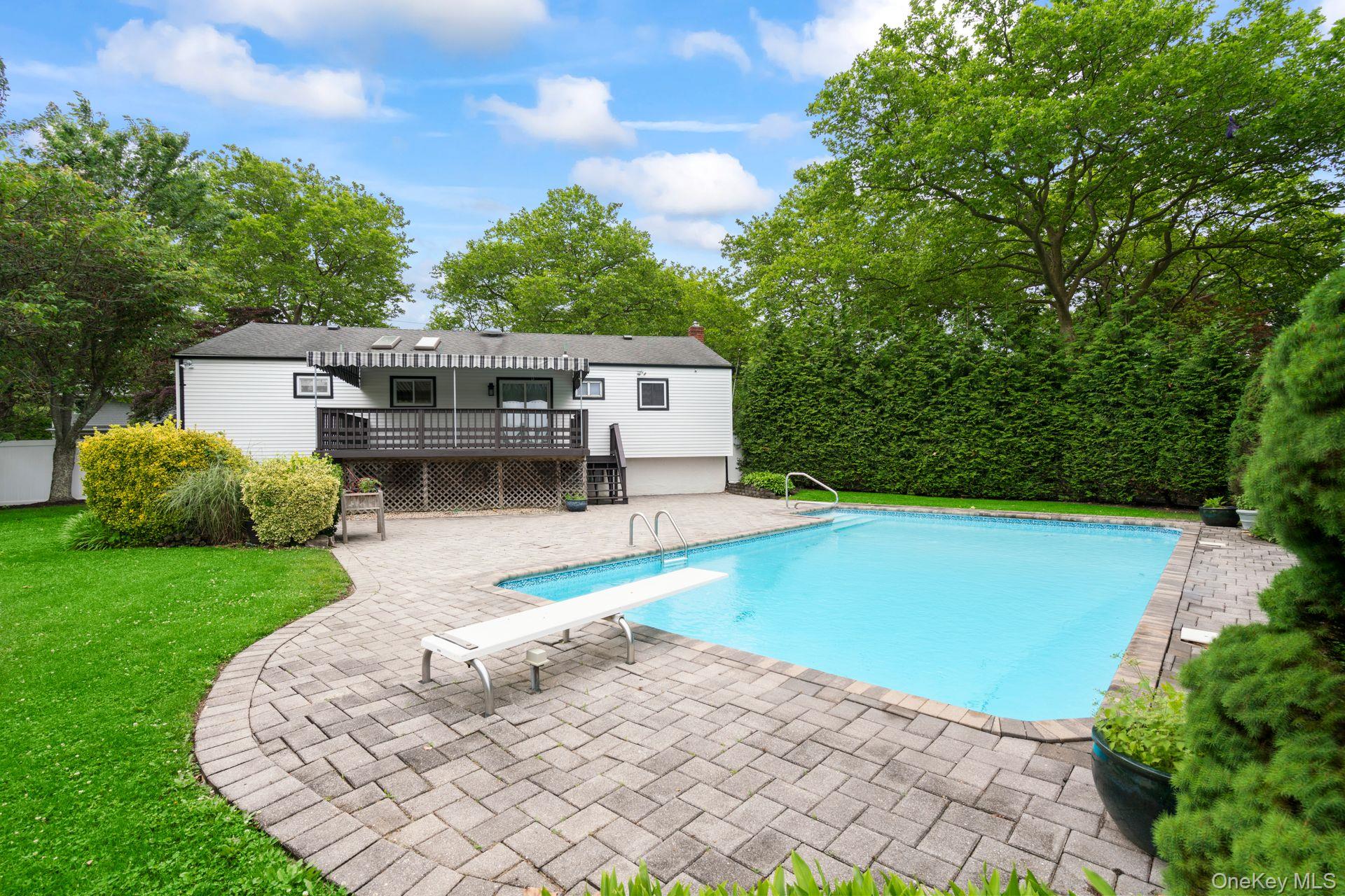 1016 Westminster Avenue, Dix Hills, NY 11746