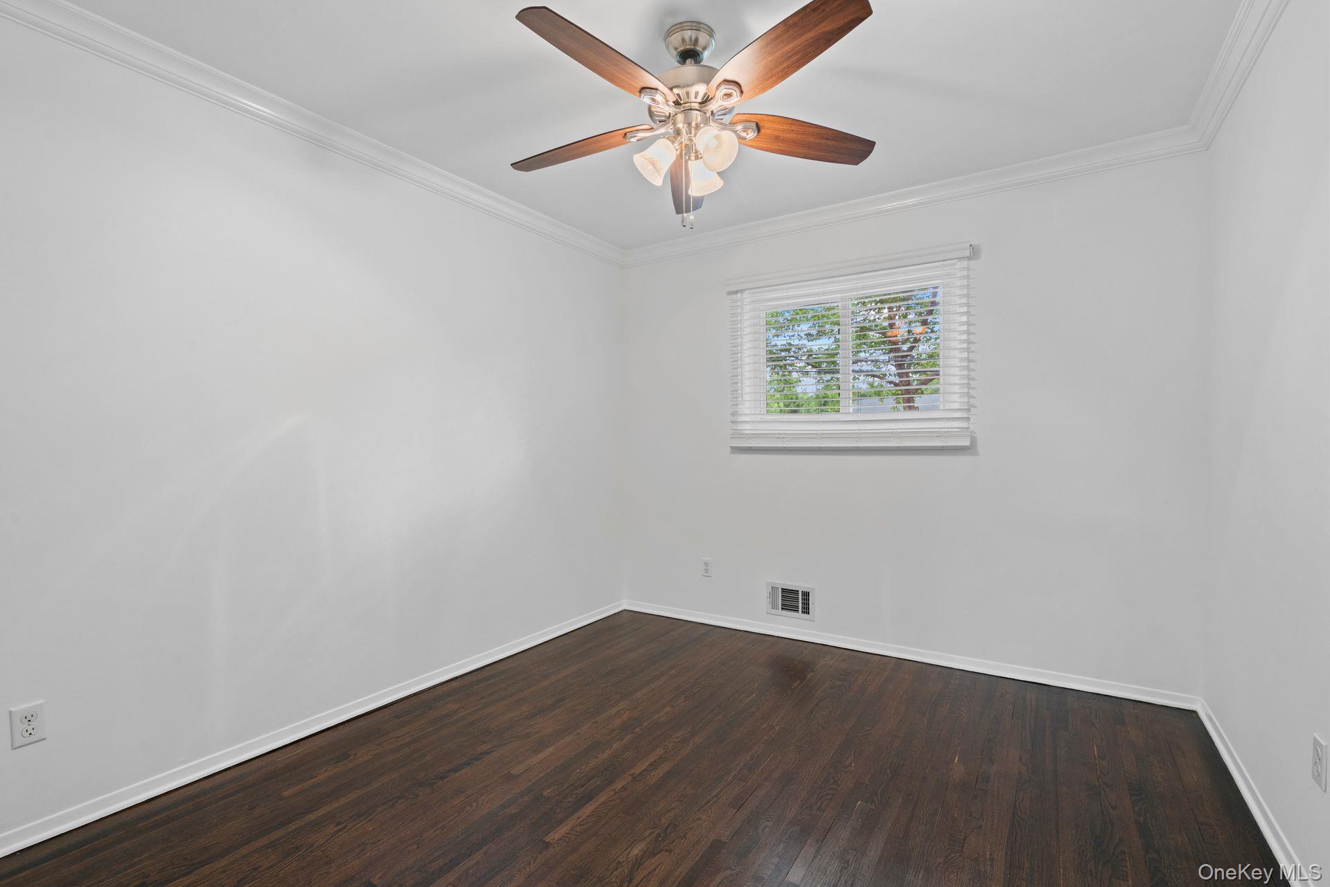 1016 Westminster Avenue, Dix Hills, NY 11746