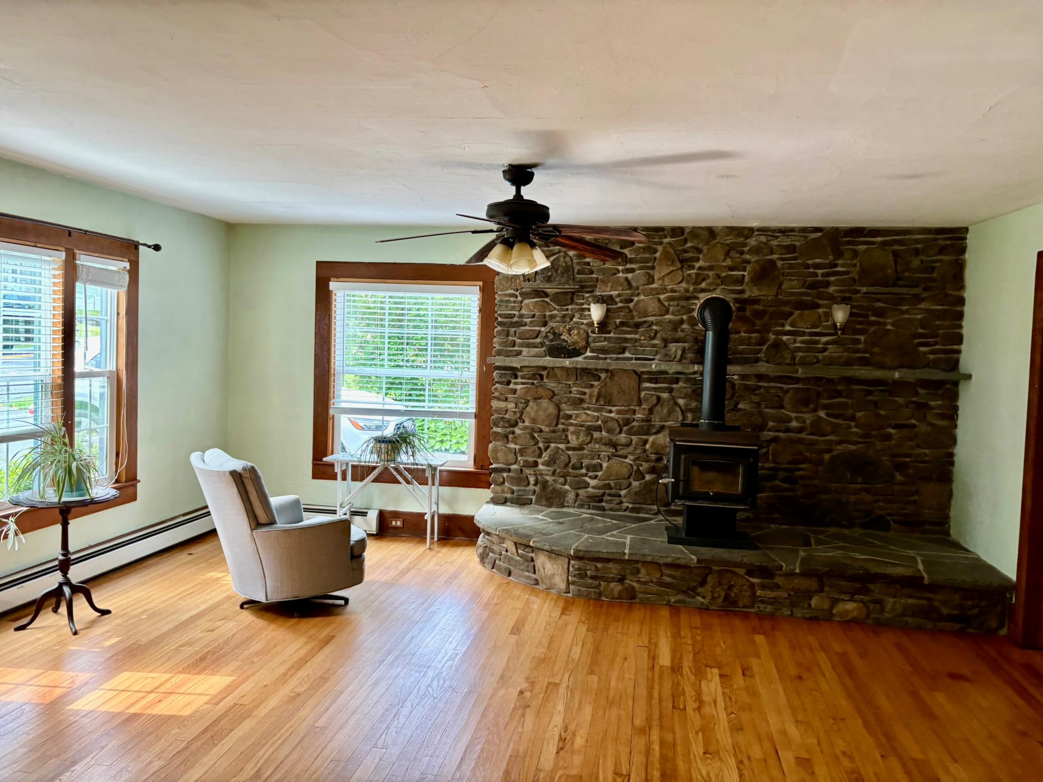 13 Rockland Road, Roscoe, NY 12776