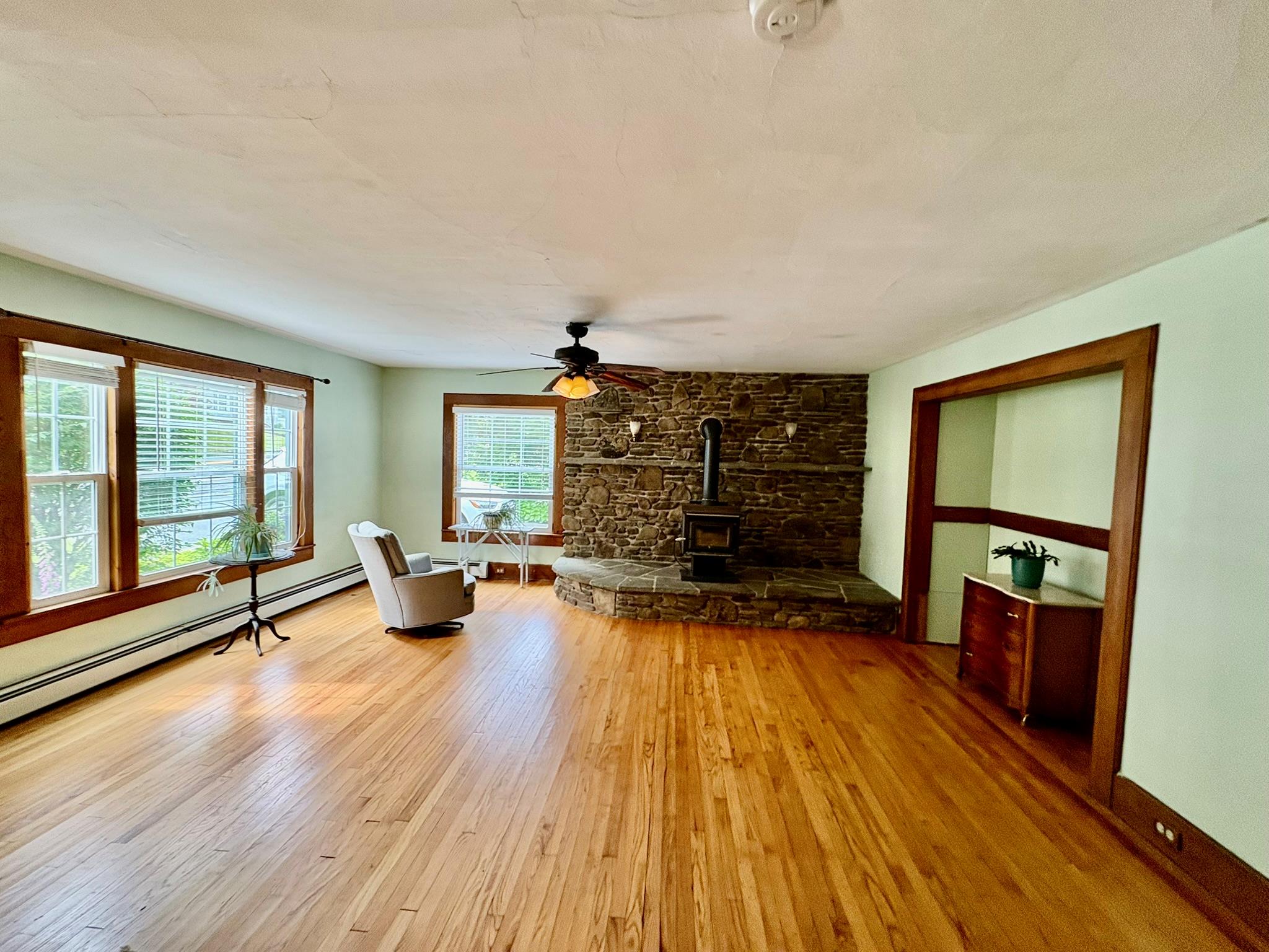 13 Rockland Road, Roscoe, NY 12776