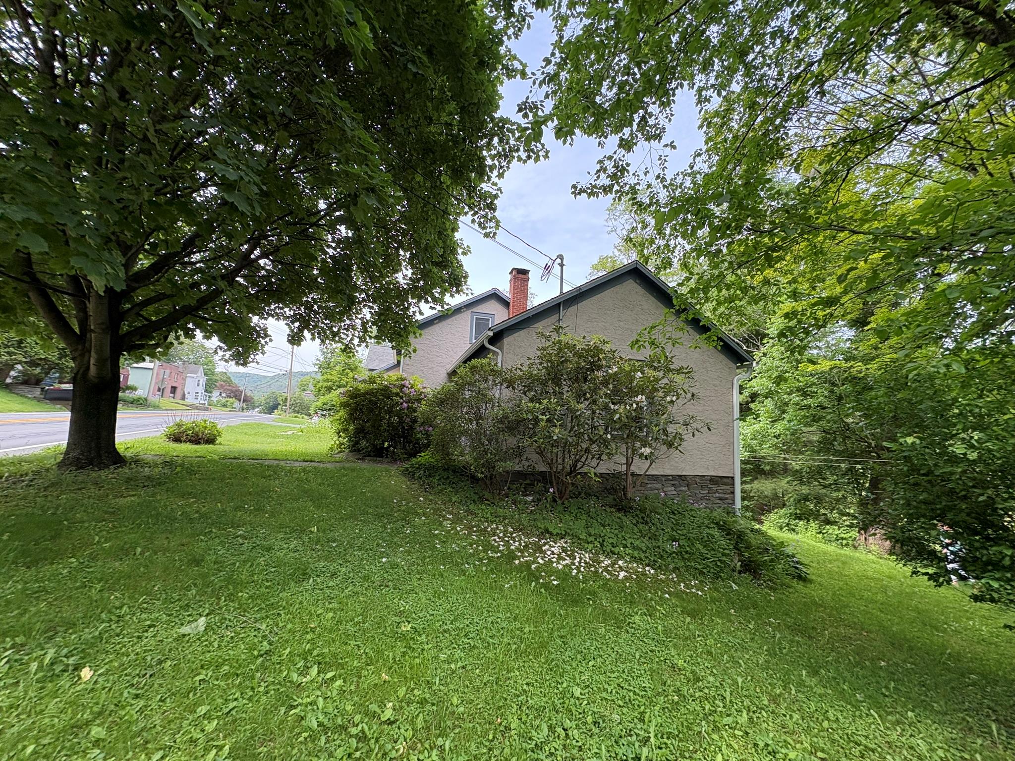 13 Rockland Road, Roscoe, NY 12776