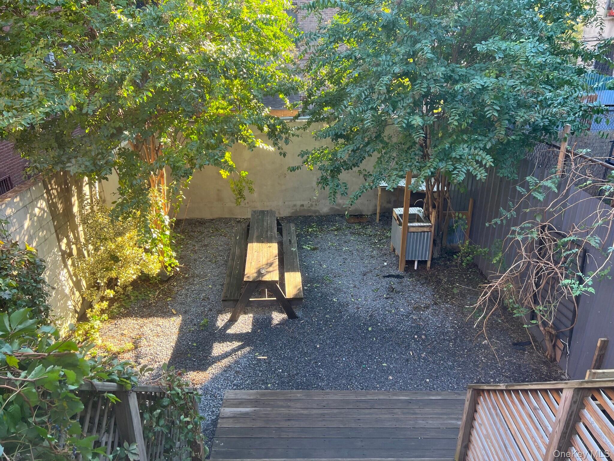 322 Union Avenue, Brooklyn, NY 11211