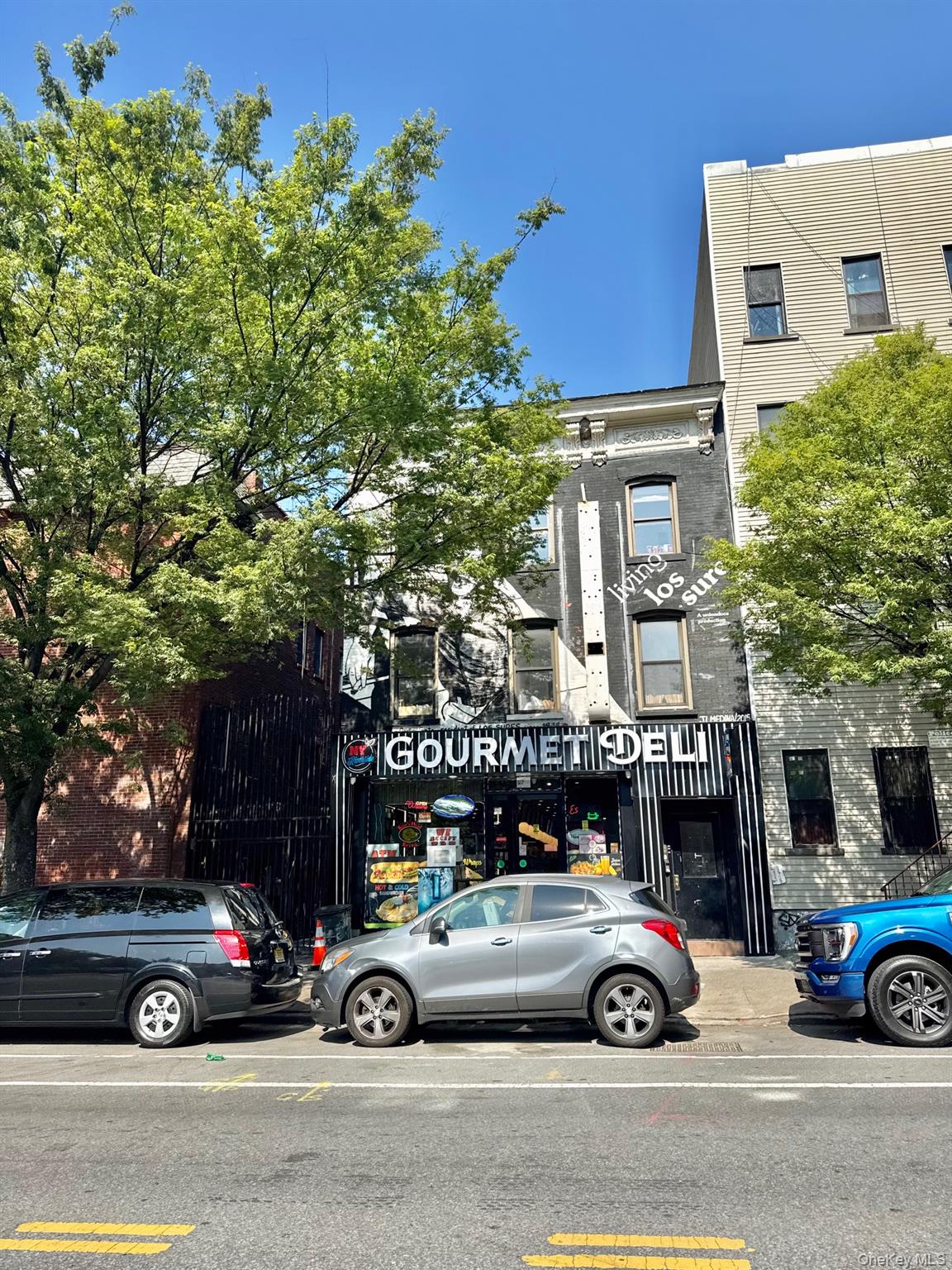 322 Union Avenue, Brooklyn, NY 11211