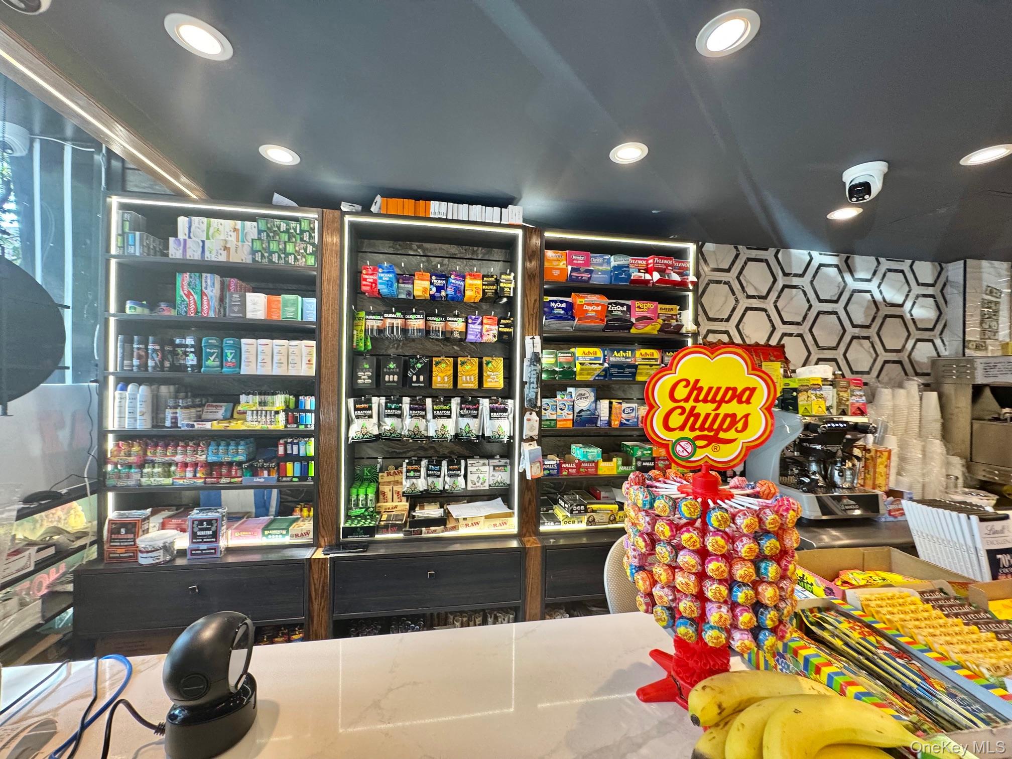 322 Union Avenue, Brooklyn, NY 11211