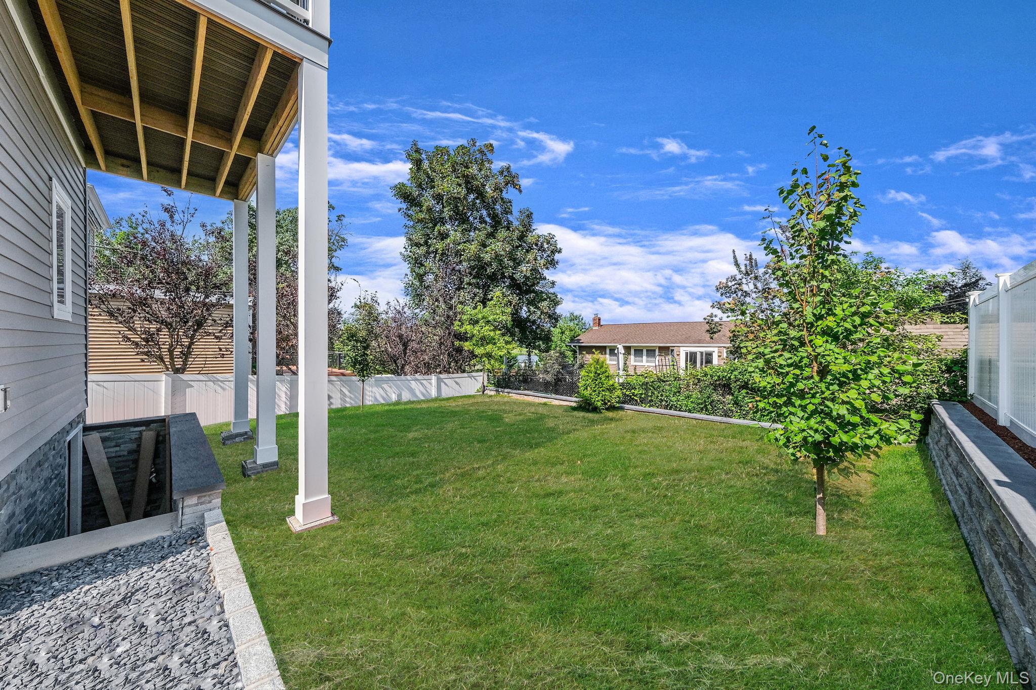 119 Whittier Drive, Kings Park, NY 11754