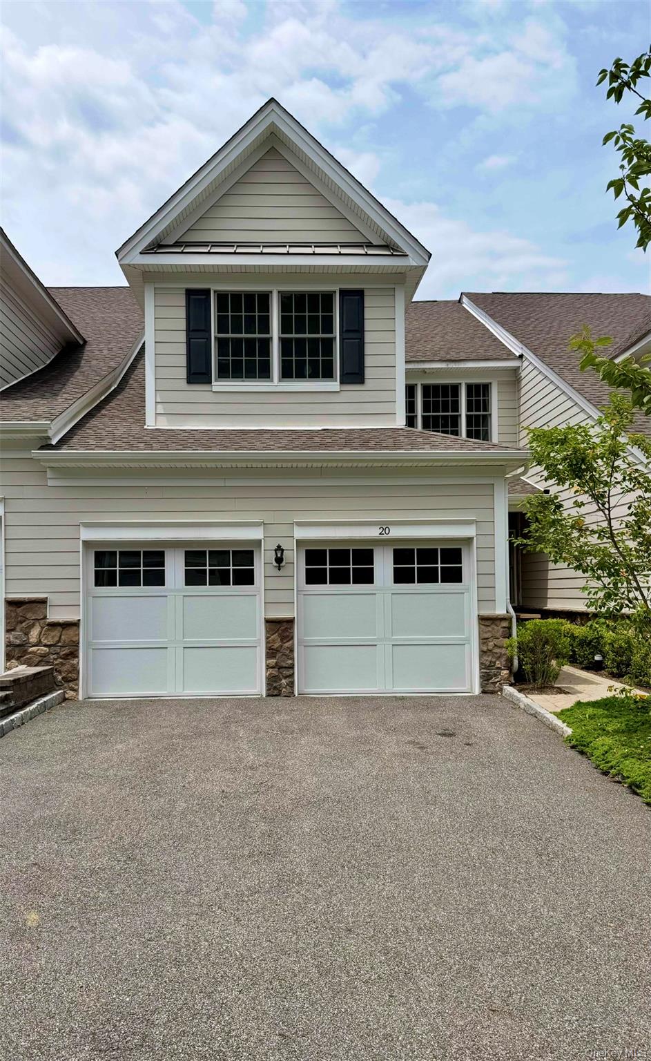 20 Dennis Lane, Pleasantville, NY 10570