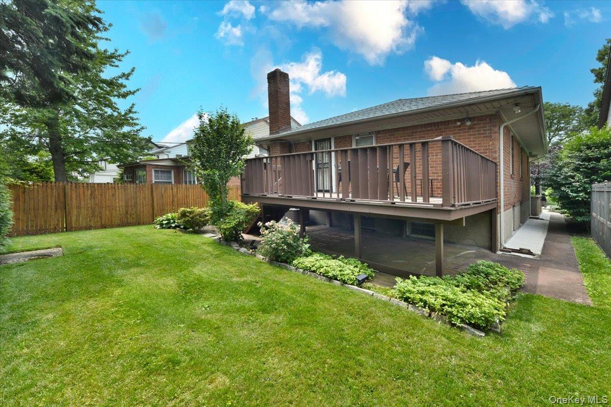 8519 212th Street, Hollis Hills, NY 11427