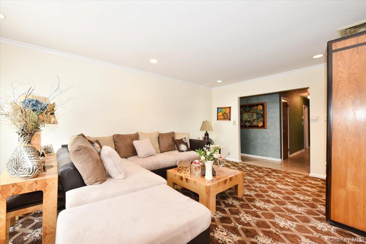 8519 212th Street, Hollis Hills, NY 11427