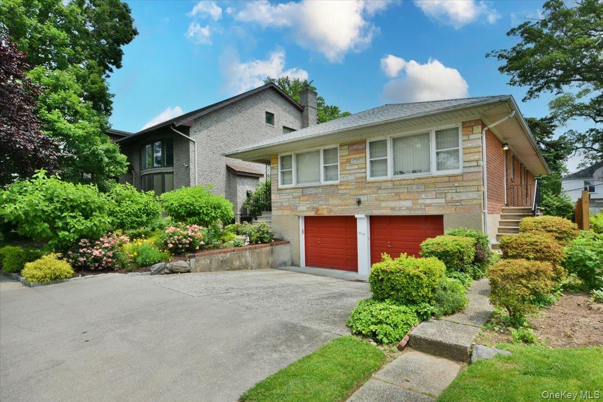 8519 212th Street, Hollis Hills, NY 11427