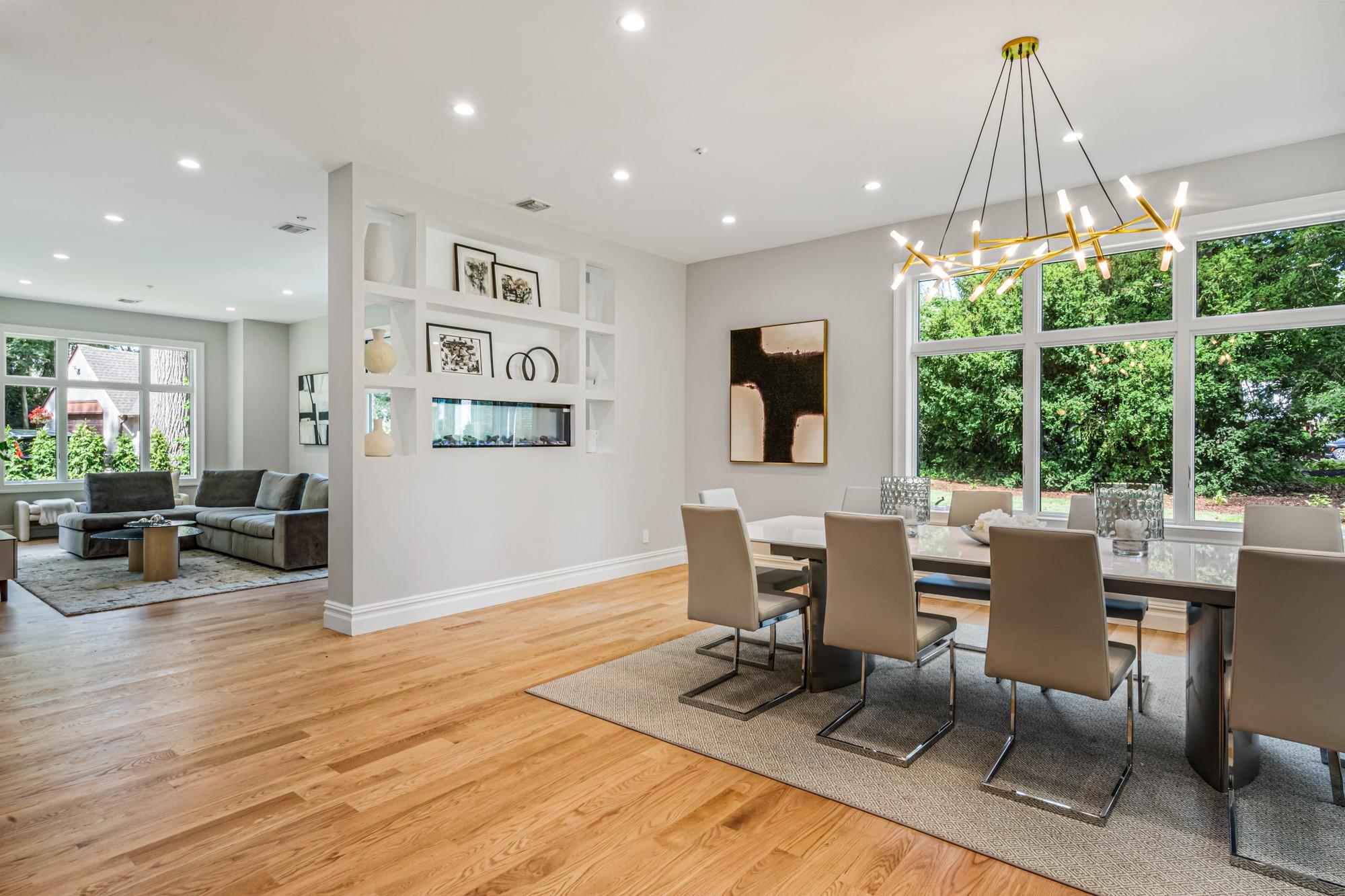 199E W Shore Road, Great Neck, NY 11024