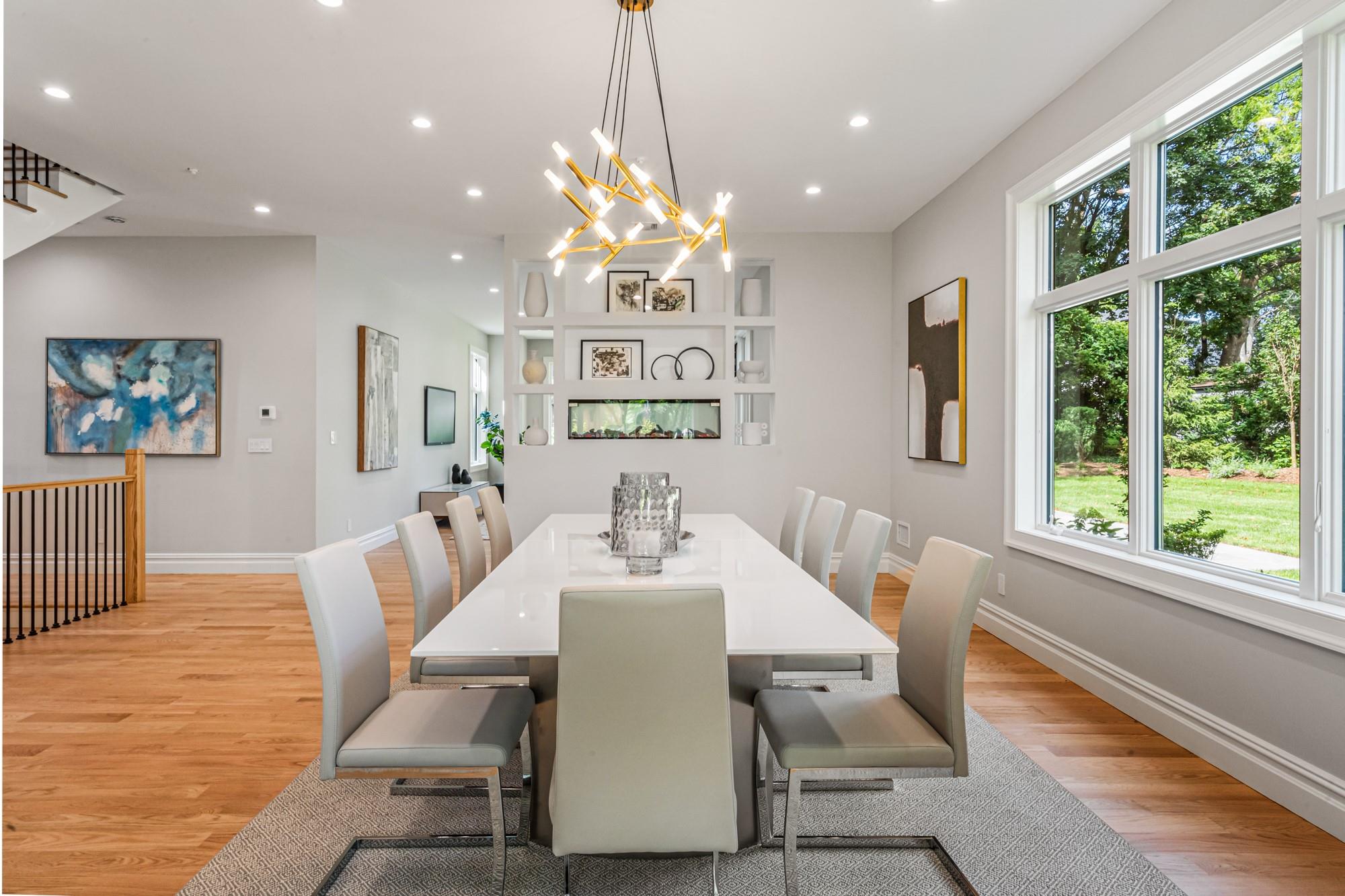 199E W Shore Road, Great Neck, NY 11024