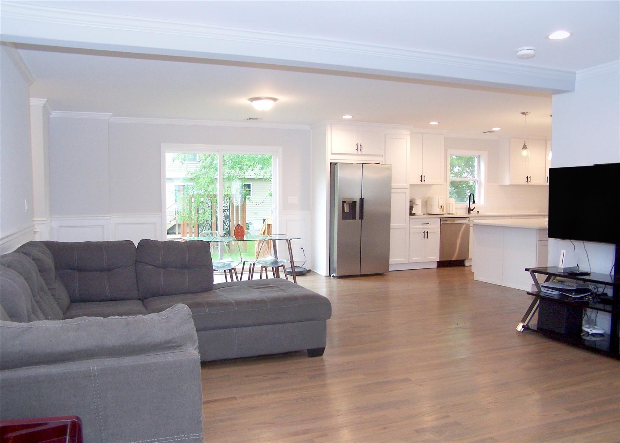 8 W Narcissus Road, Mastic Beach, NY 11951