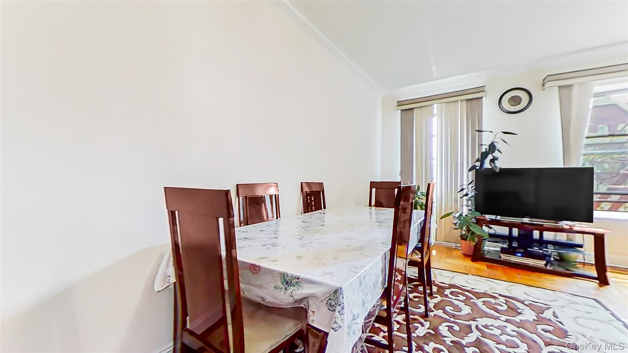 83-44 LEFFERTS Boulevard S # 4 R, Kew Gardens, NY 11415